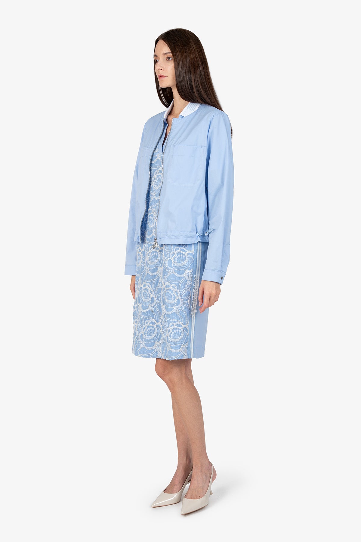 Indoor Jacket with Round Neck