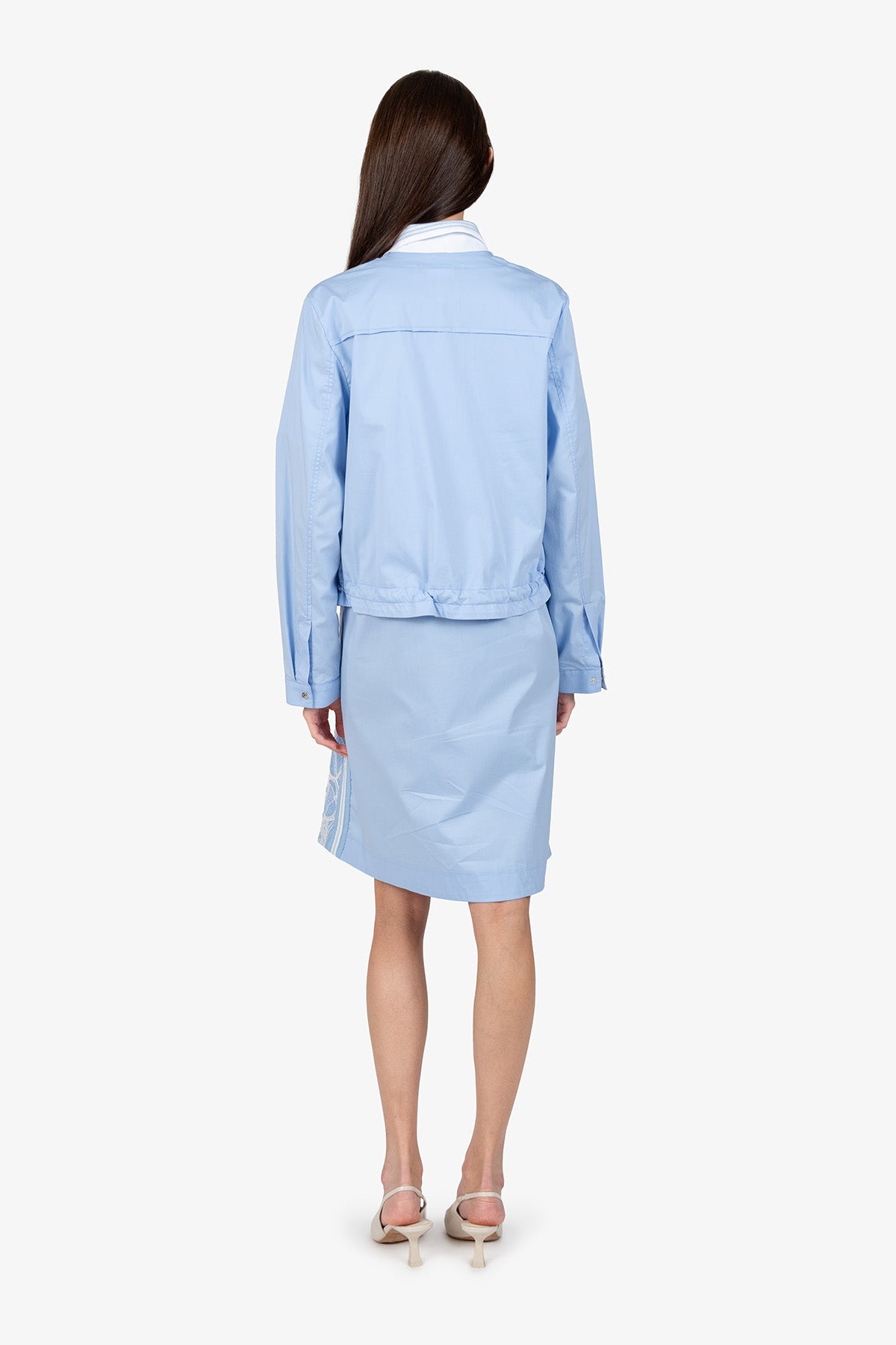 Indoor Jacket with Round Neck