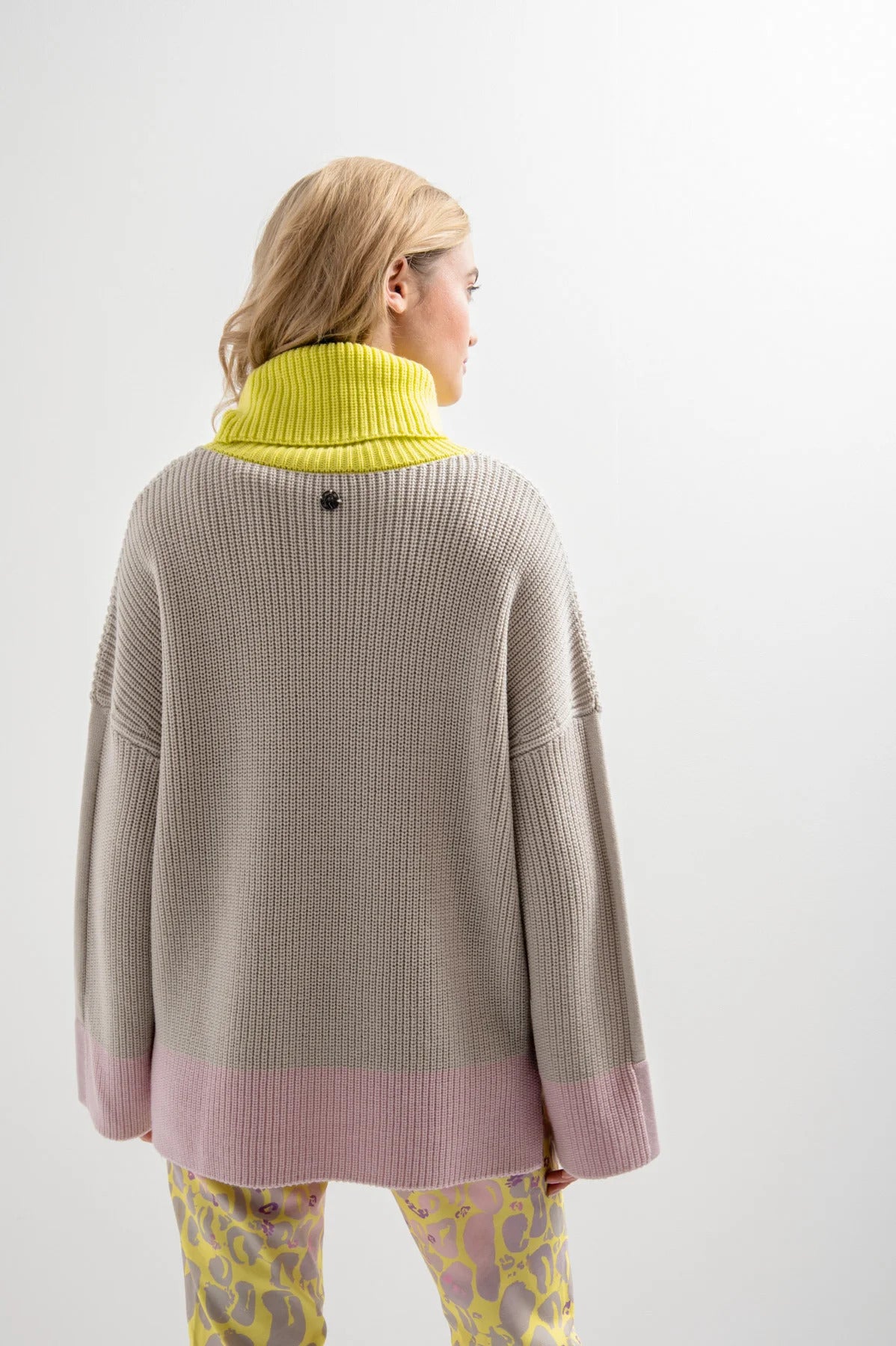 Oversized Jumper with Color Block Effect