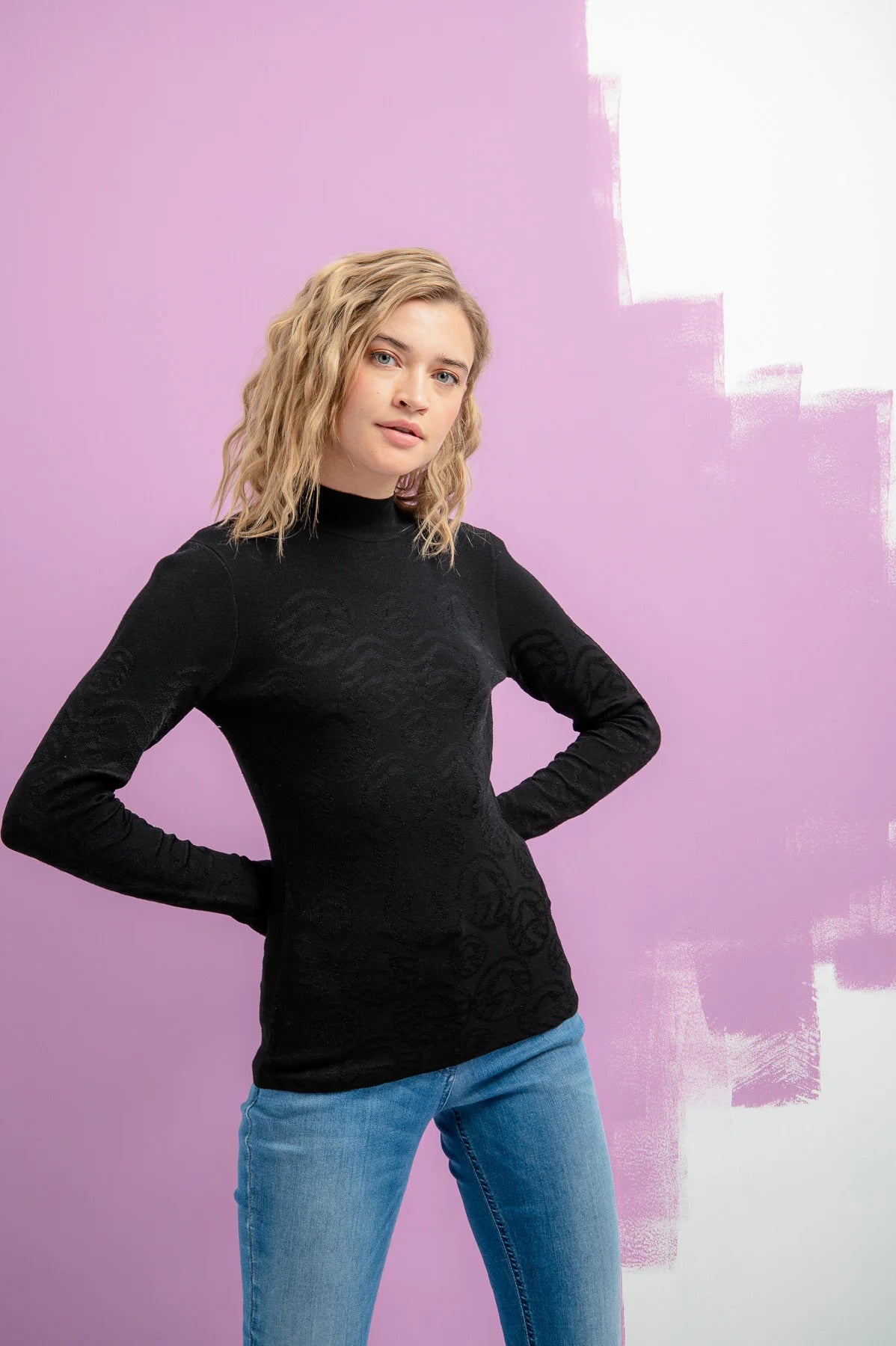 Stand-Up Collar Pullover