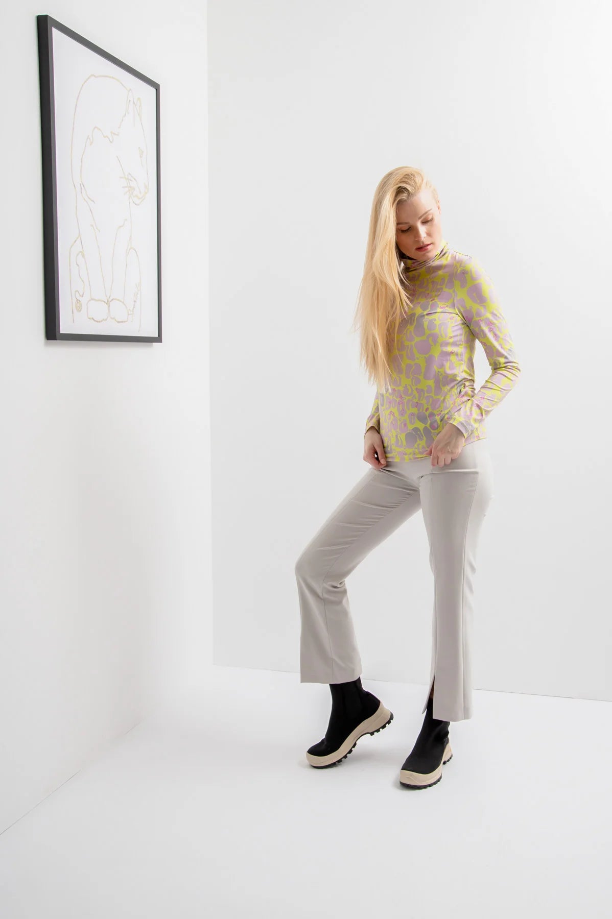 Straight Trousers with Ankle Slit