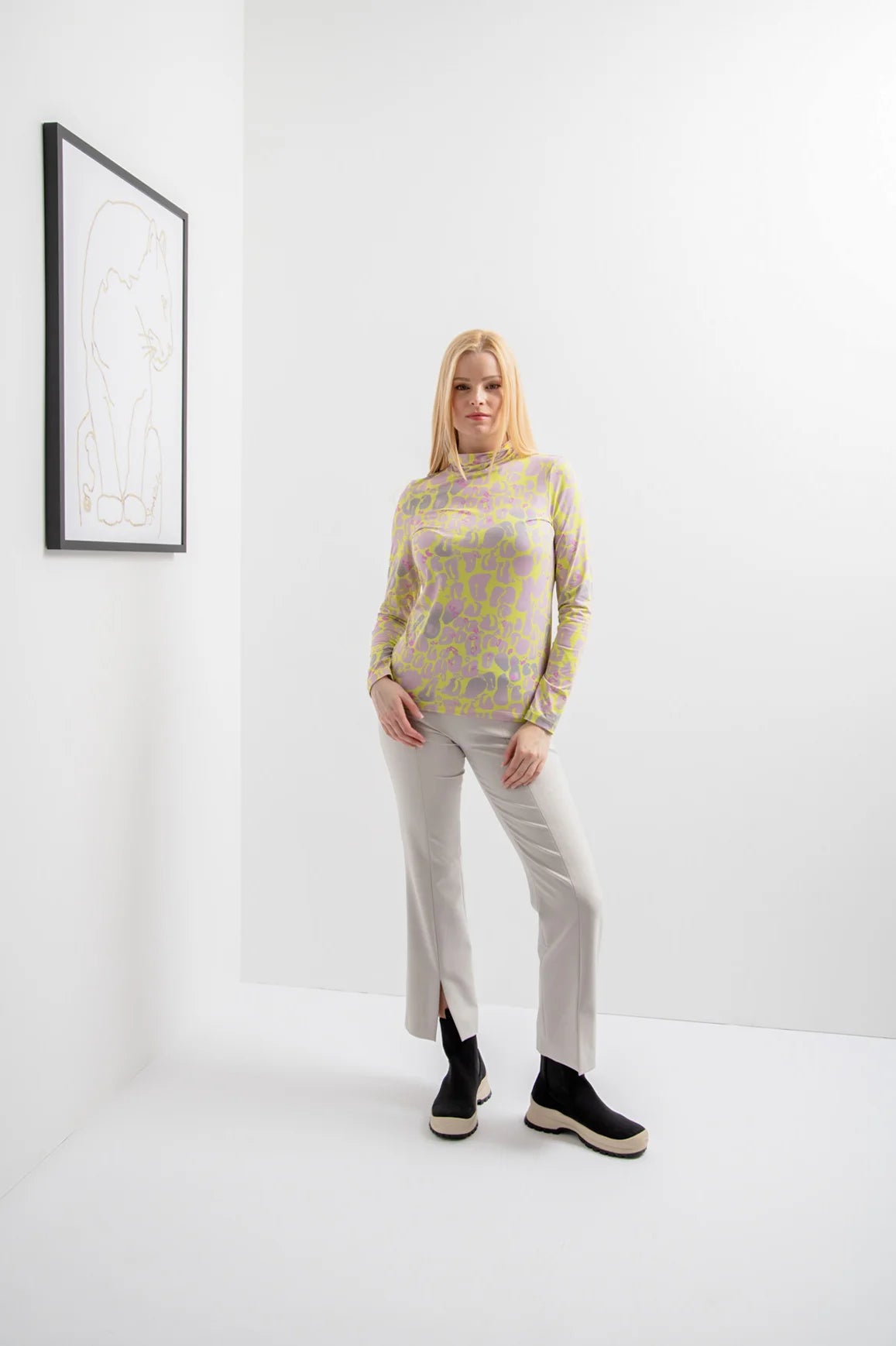 Straight Trousers with Ankle Slit