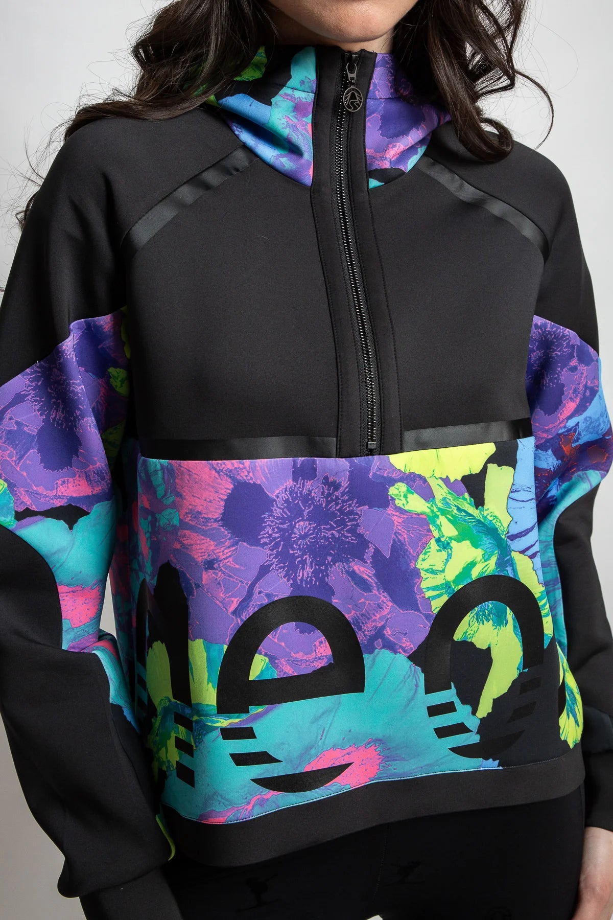 Sweatshirt with Floral Print Block