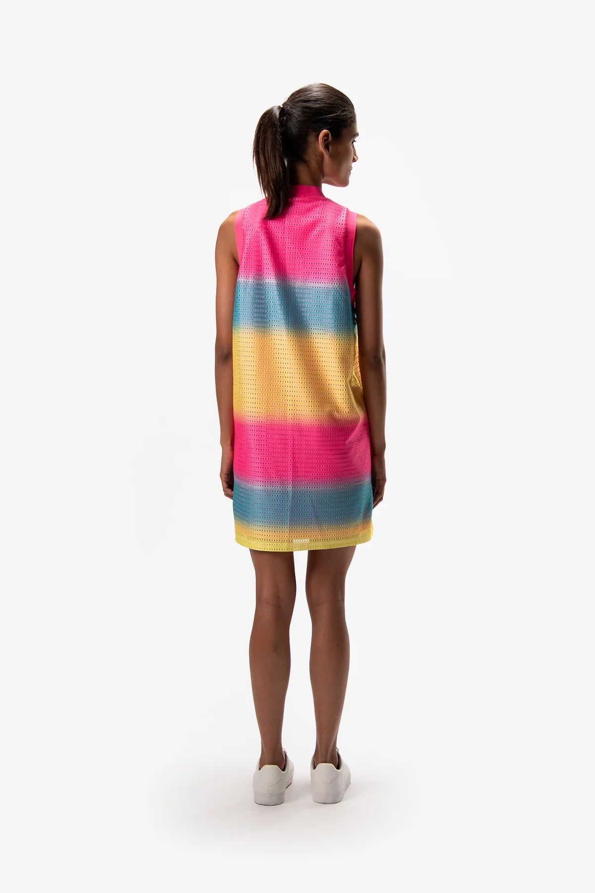 Sleeveless Golf Dress with Color Block
