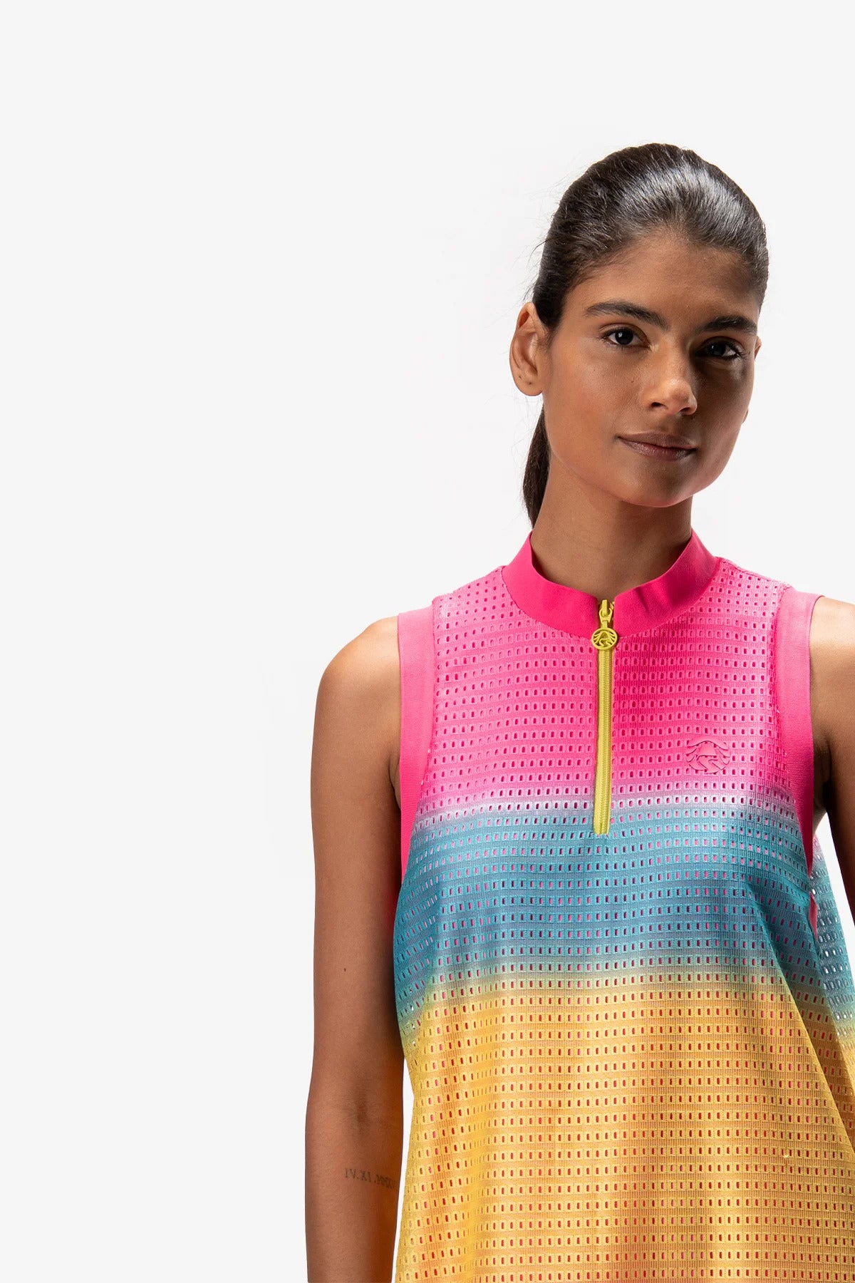 Sleeveless Golf Dress with Color Block