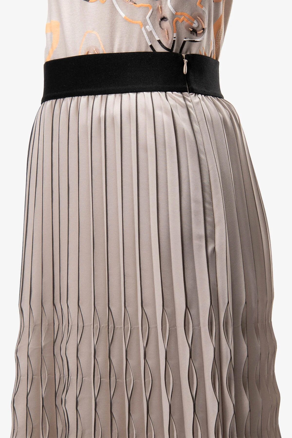 Pleated Skirt