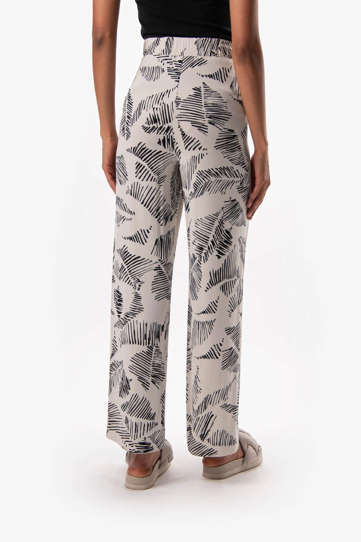 Light Trousers