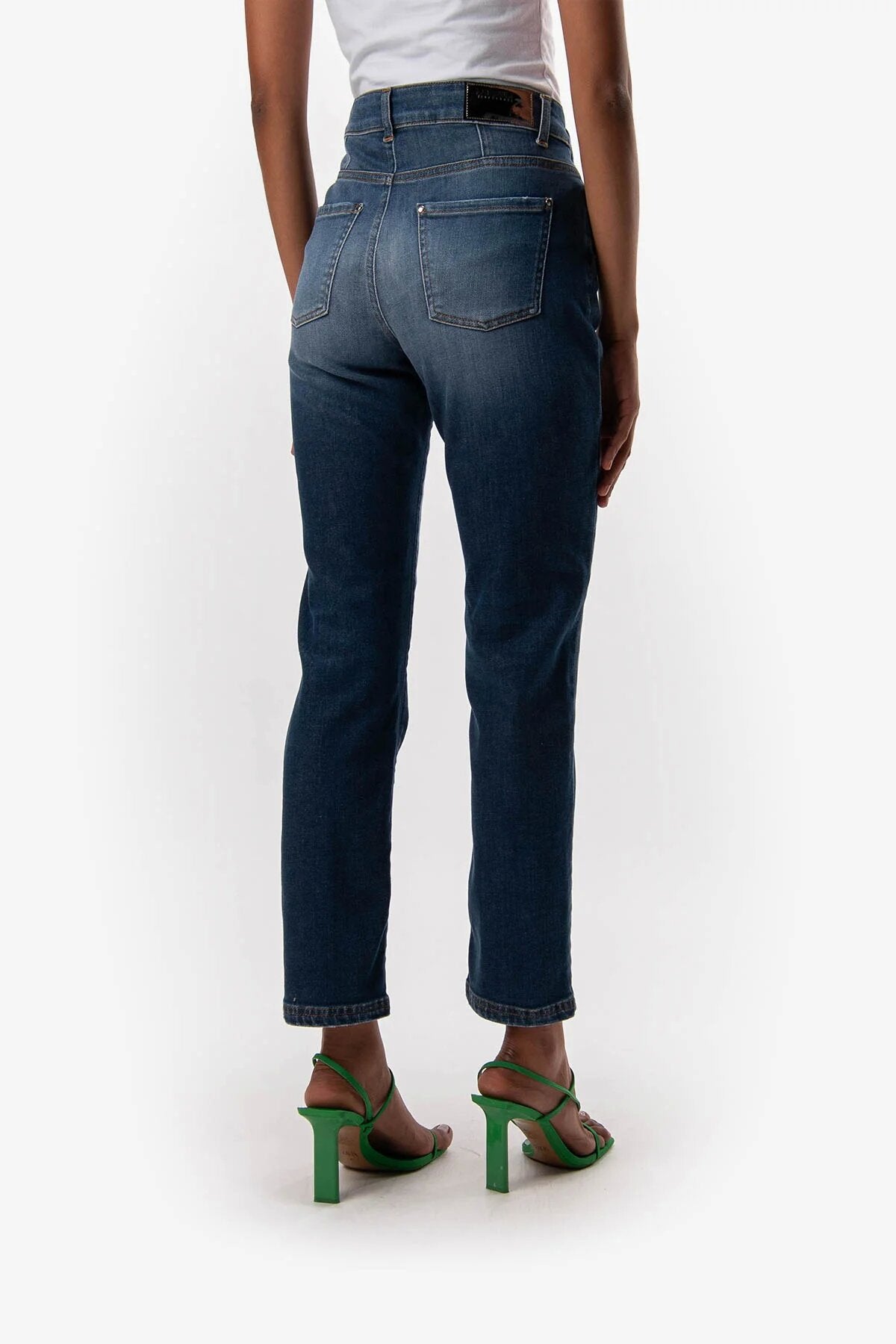 Straight Jeans