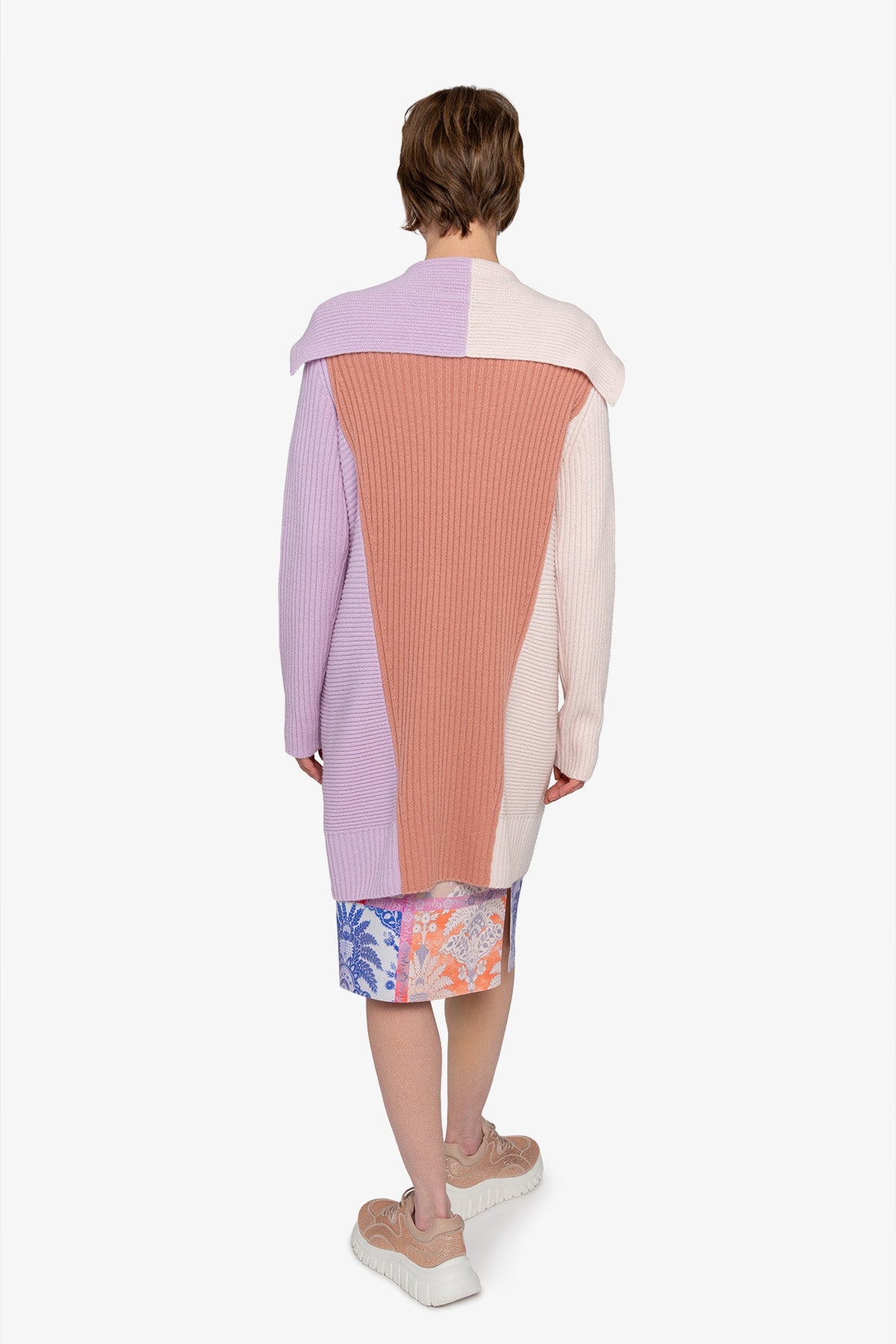 Cardigan without Fastening