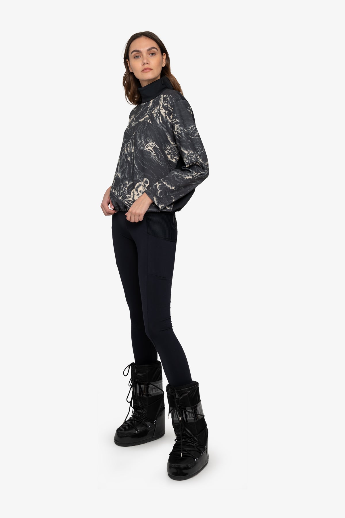 Sweatshirt with Stand-up Collar