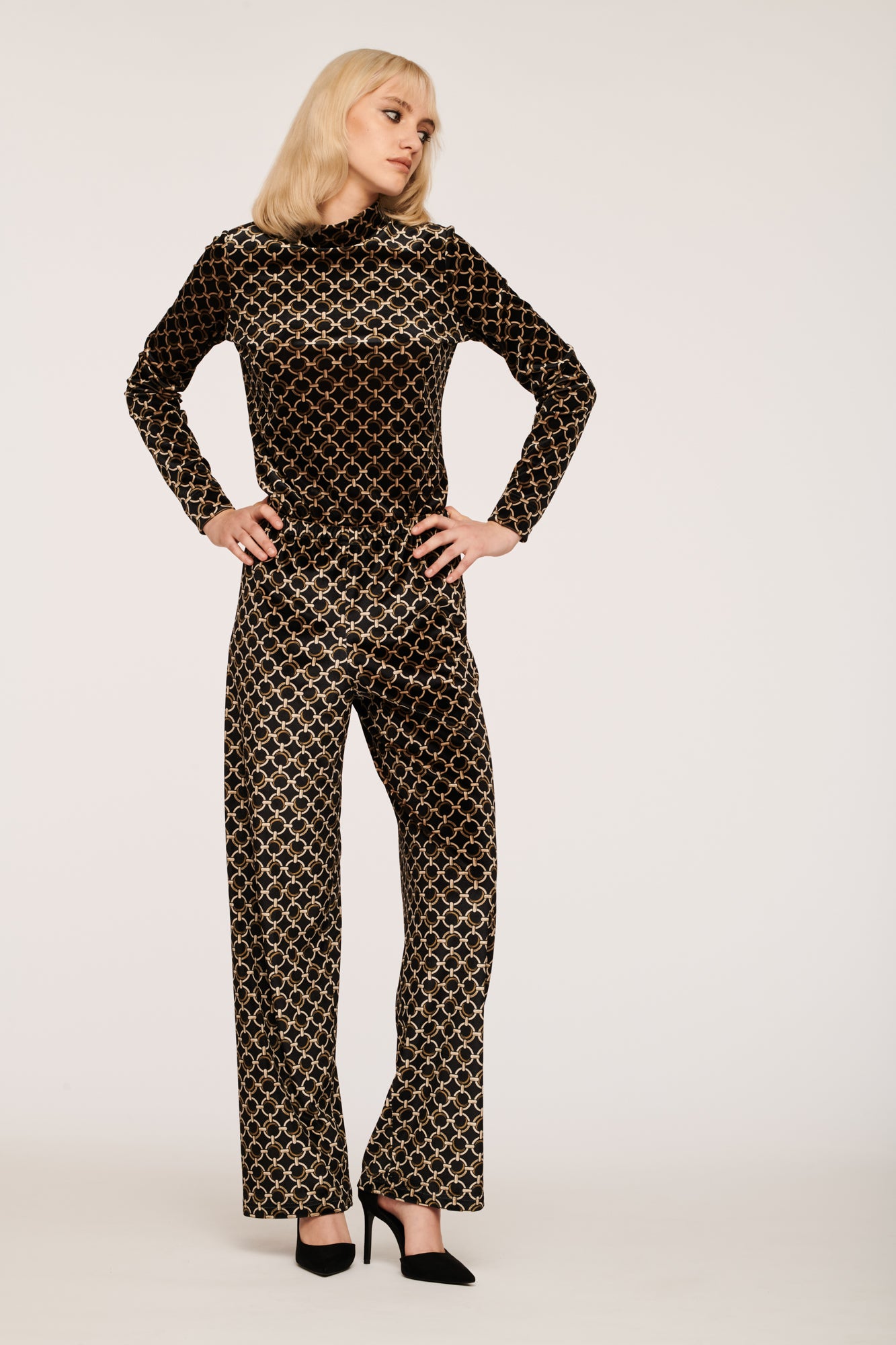 The Chain Printed Velvet Trousers