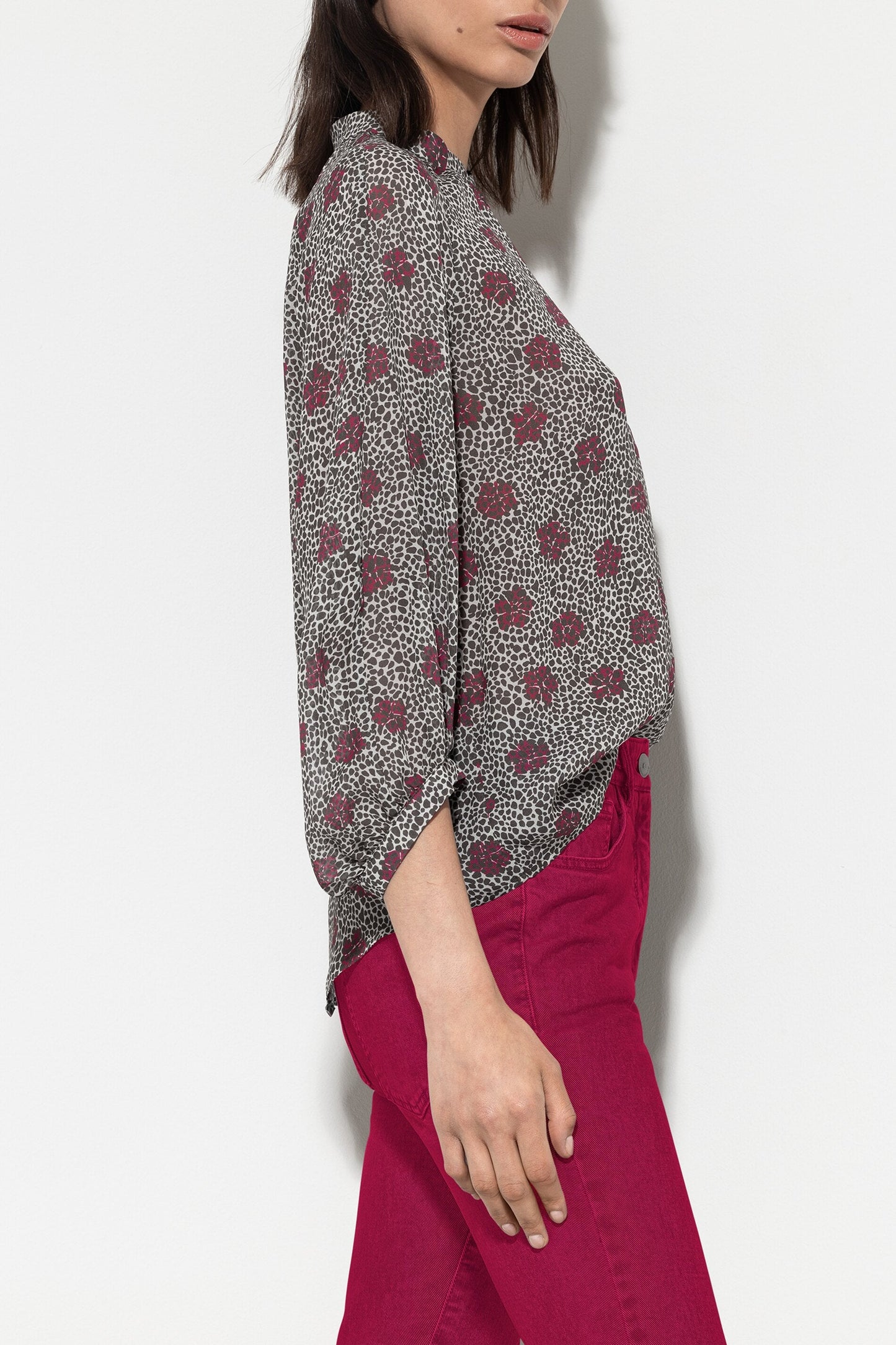 Blouse with Millefeleurs Print