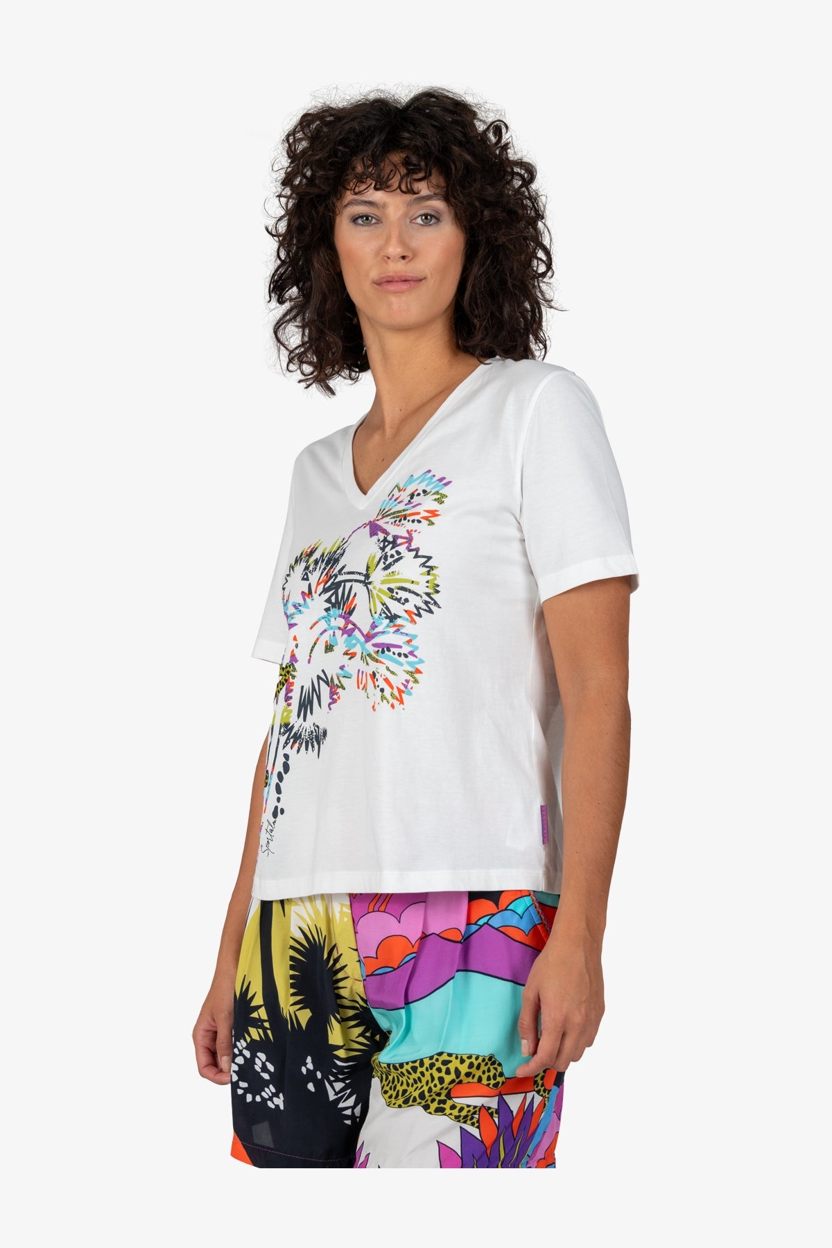 V-neck T-shirt