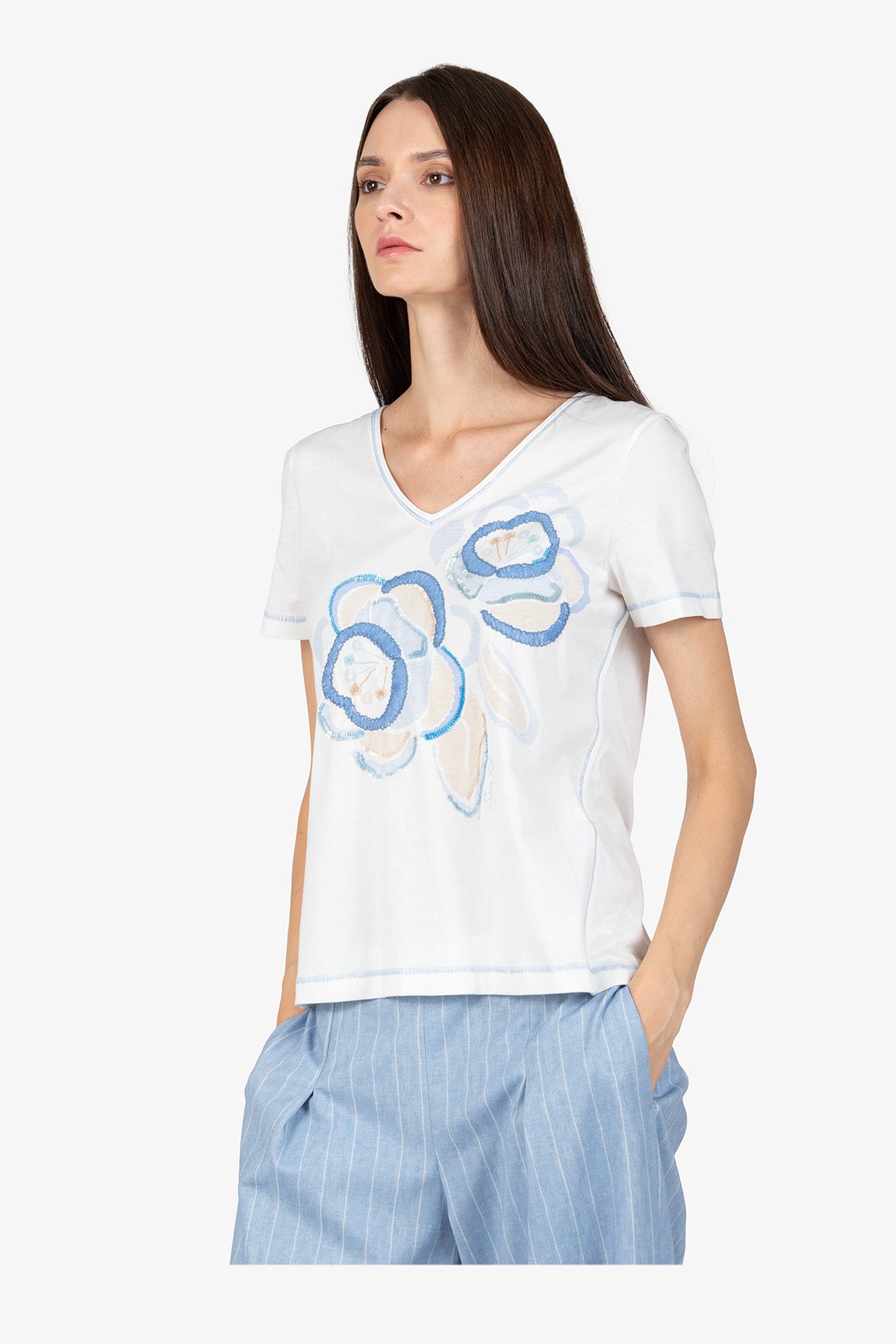 T-shirt with Rounded V-neck