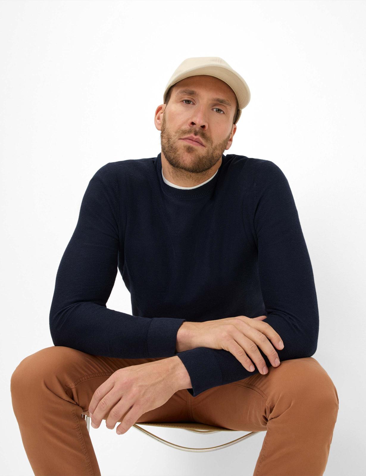 Structure: Sweater in Cotton-Linen Mix
