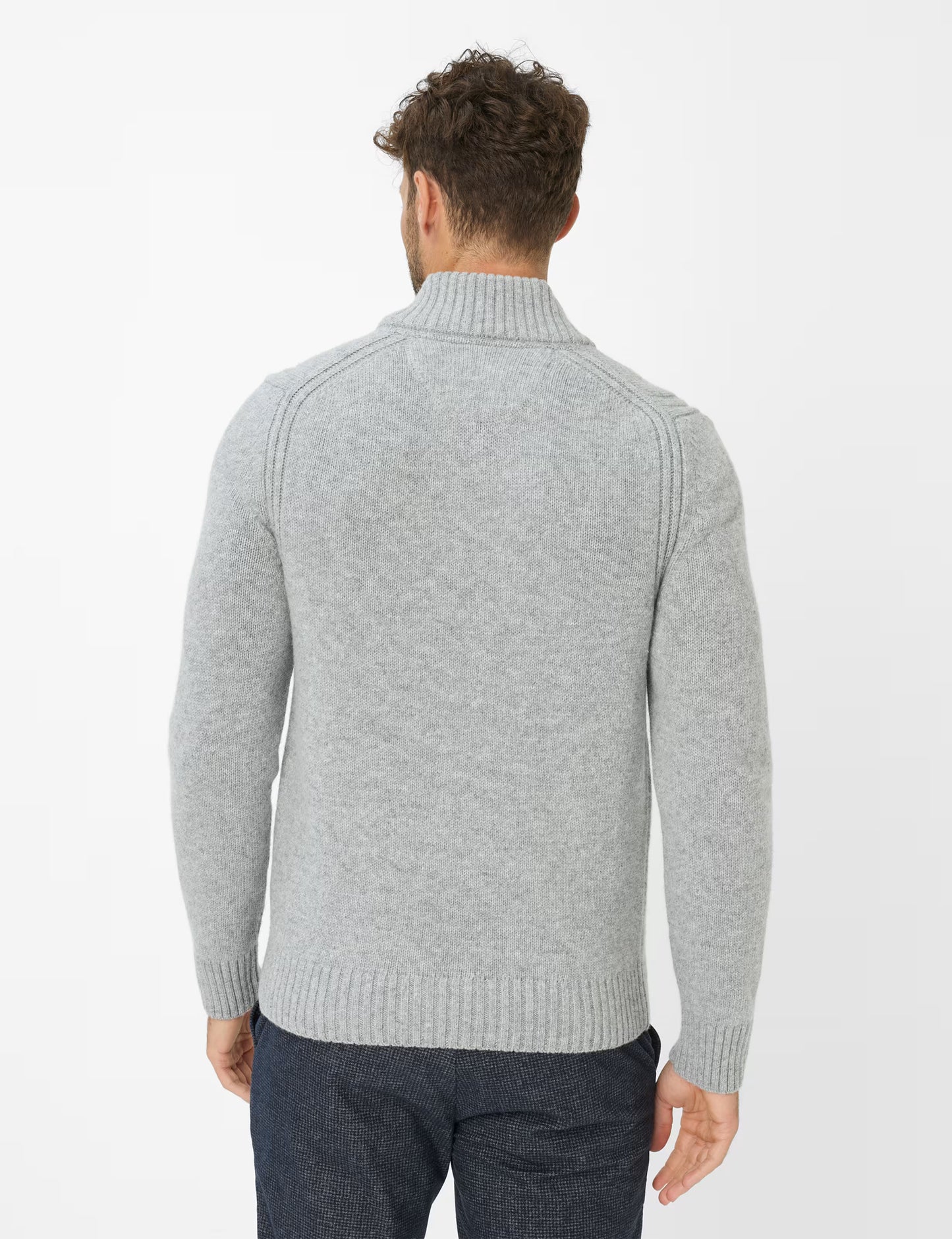 Soft Wool: Knitted Cardigan in a Wool Blend