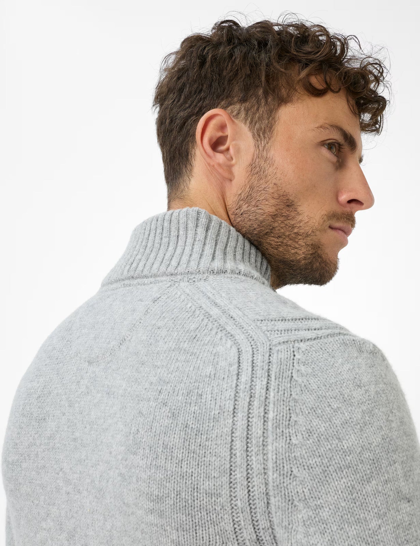 Soft Wool: Knitted Cardigan in a Wool Blend