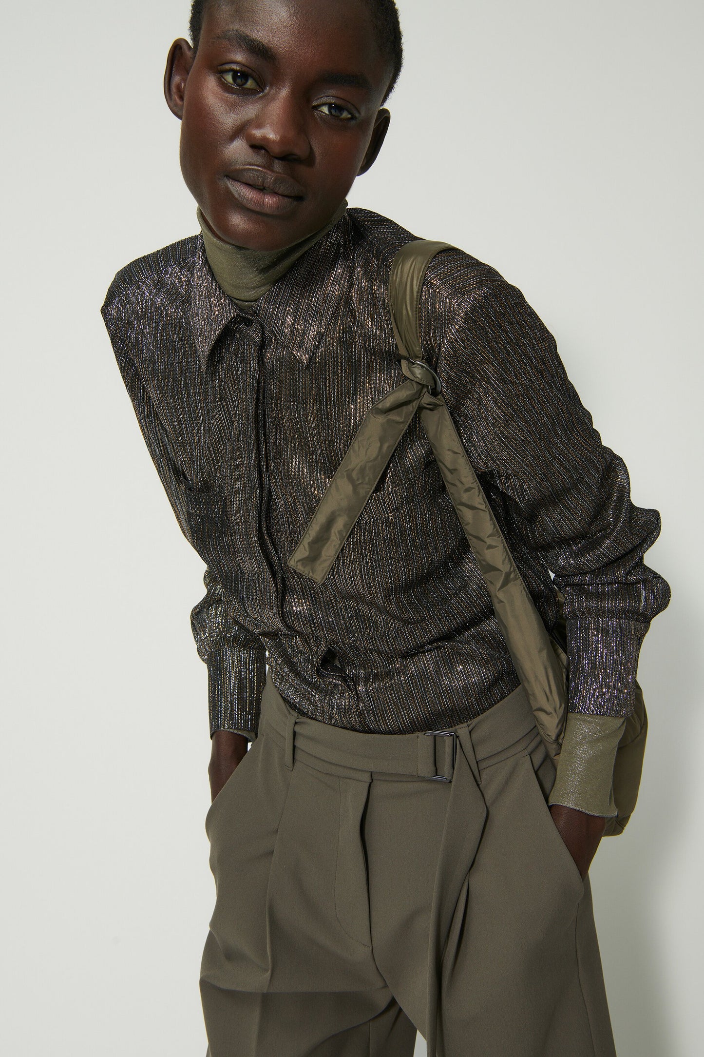 Shirt with Glossy Yarn