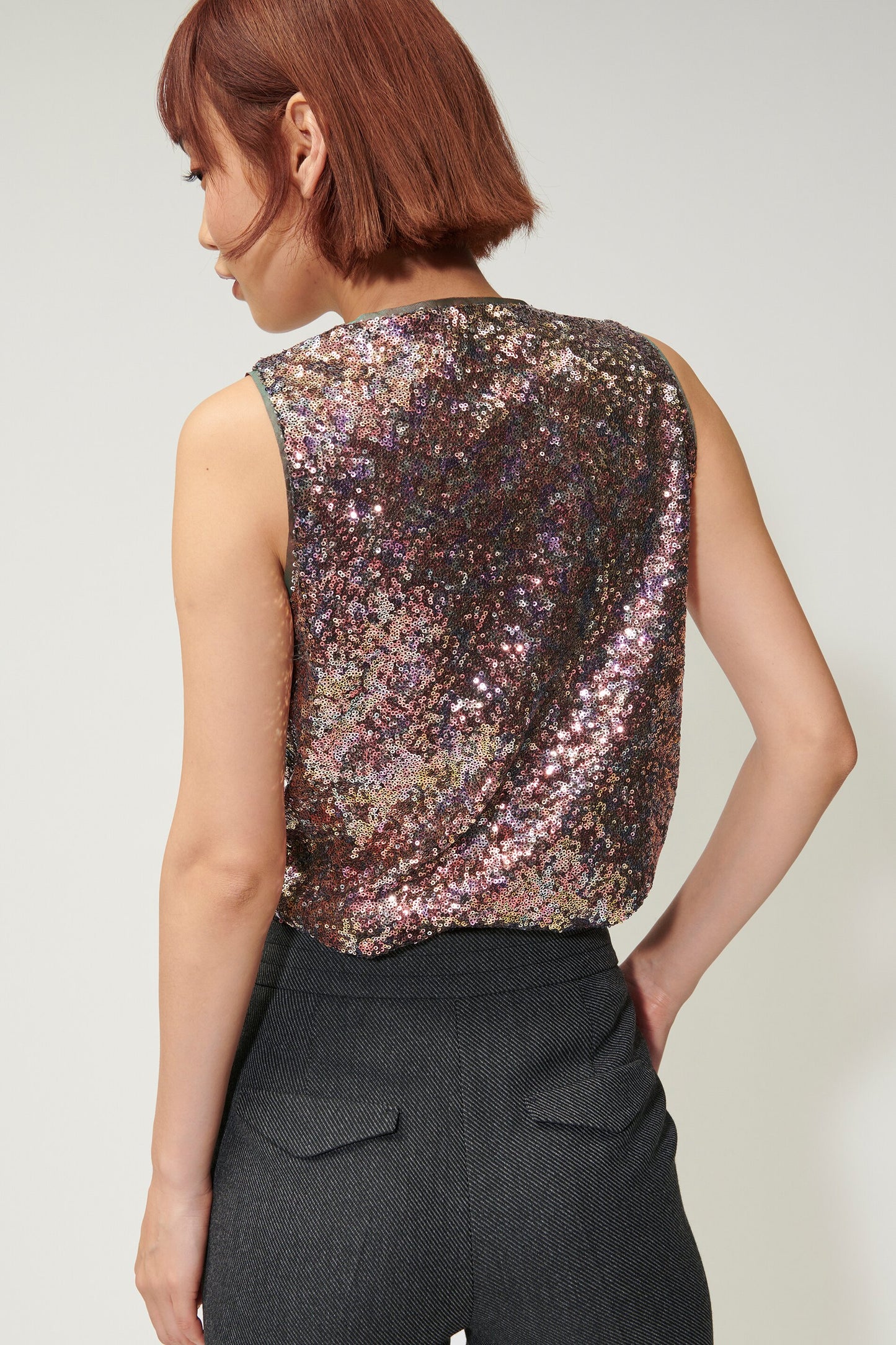 Top with Sequins and Crew Neck