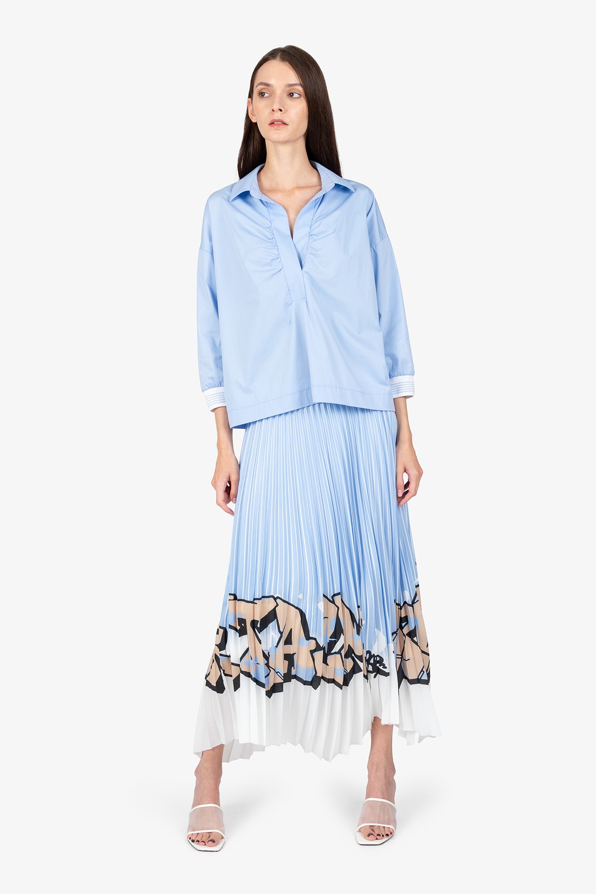 Short Blouse with Shirt Collar