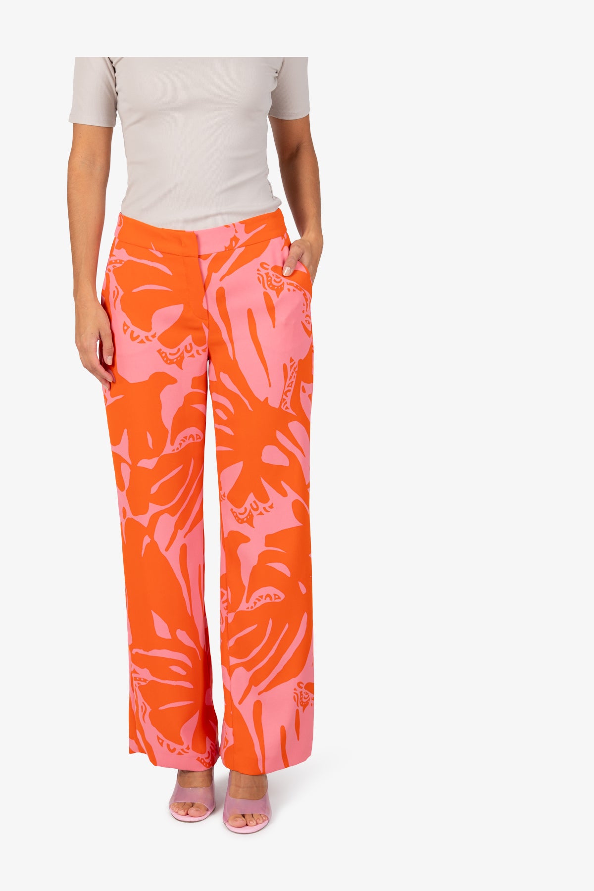 Wide-leg Trousers