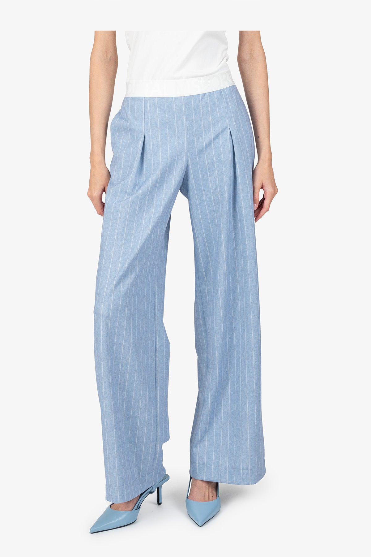 Trousers with Wide Legs