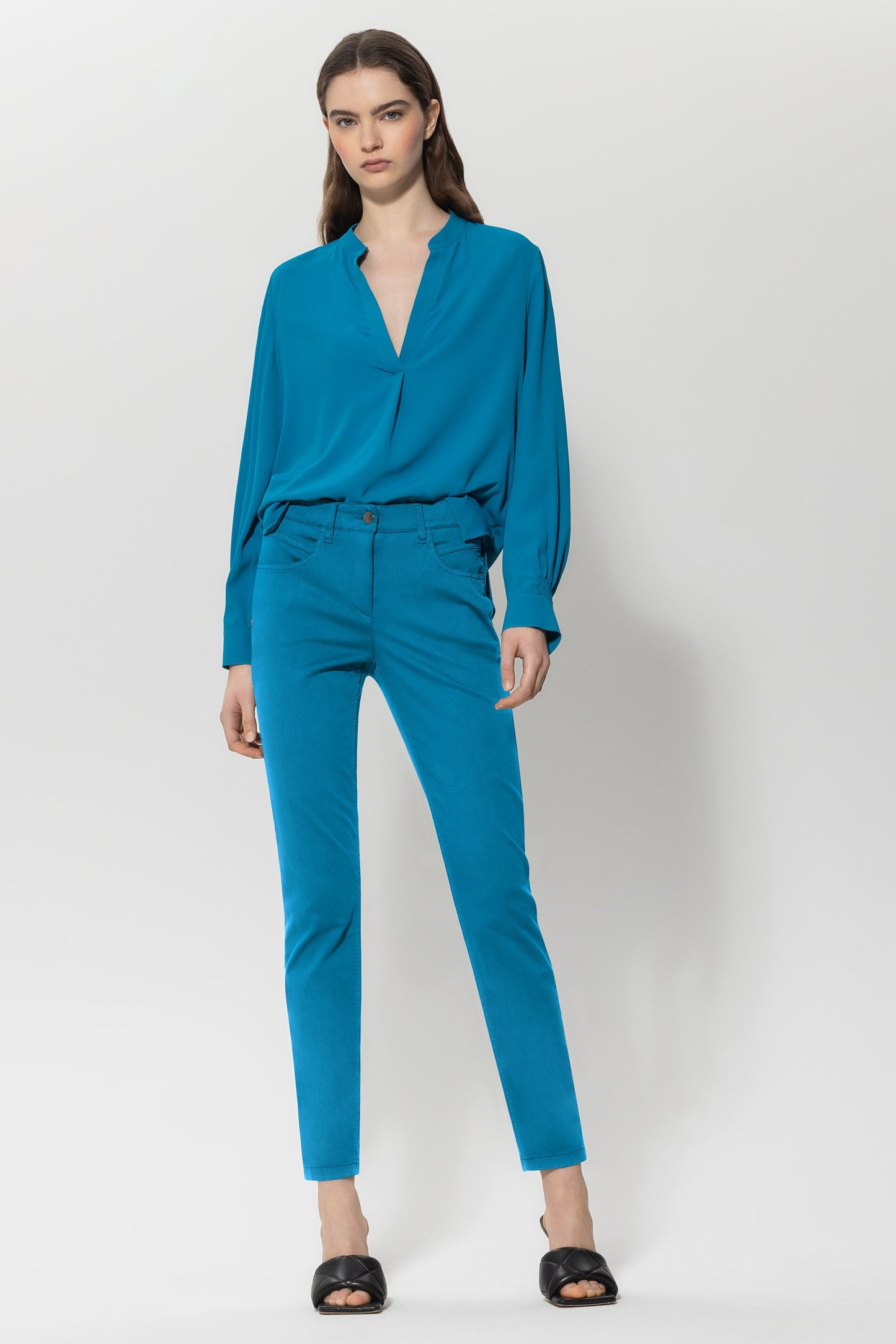 Skinny Jeans with Additional seams