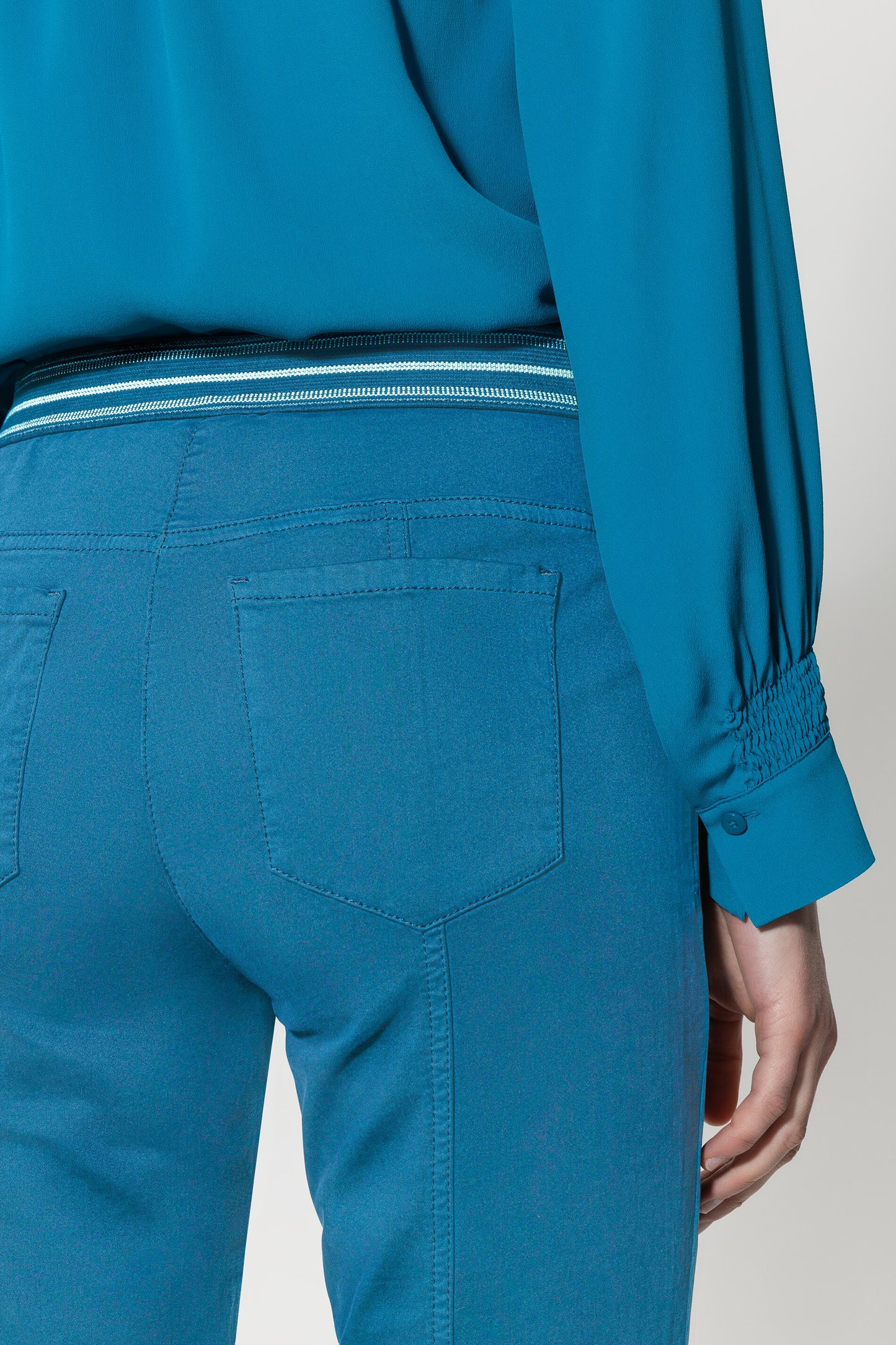 Skinny Jeans with Additional seams