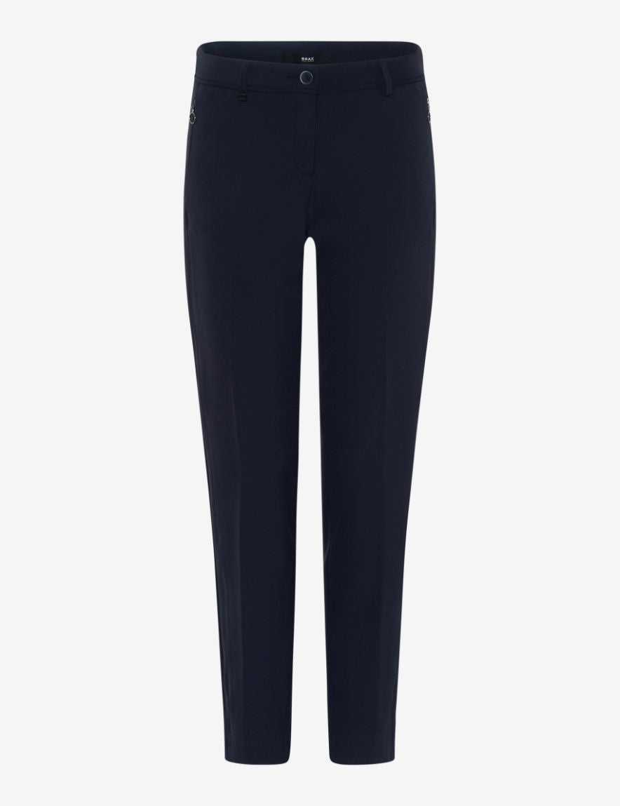 Clean Techno: Chinos in Regular Fit