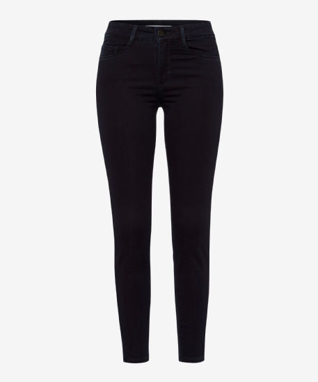 Five-Pocket Jeans in a Shortened Silhouette