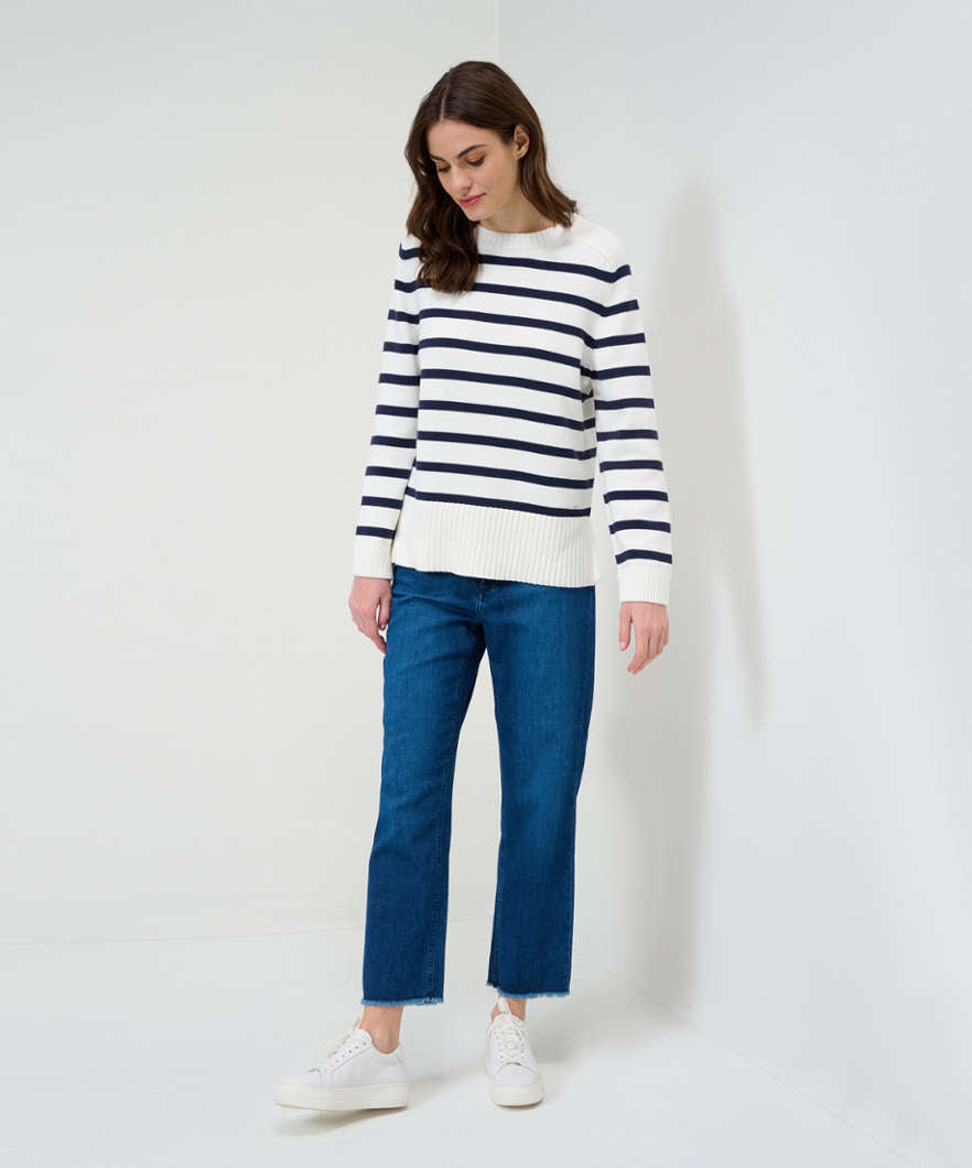 Five-pocket Jeans with Cropped Silhouette