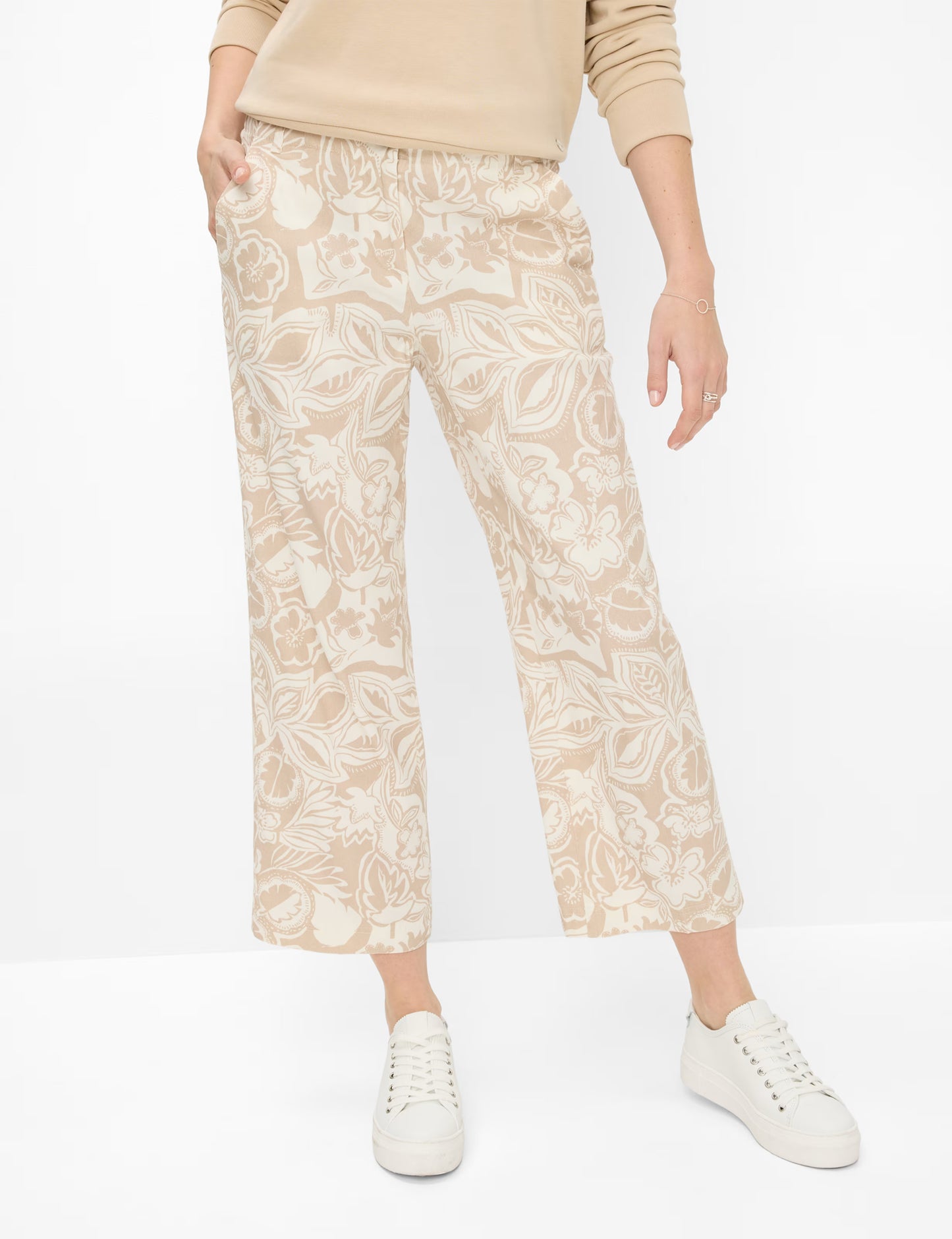 Flower Print: Culotte in Wide Leg