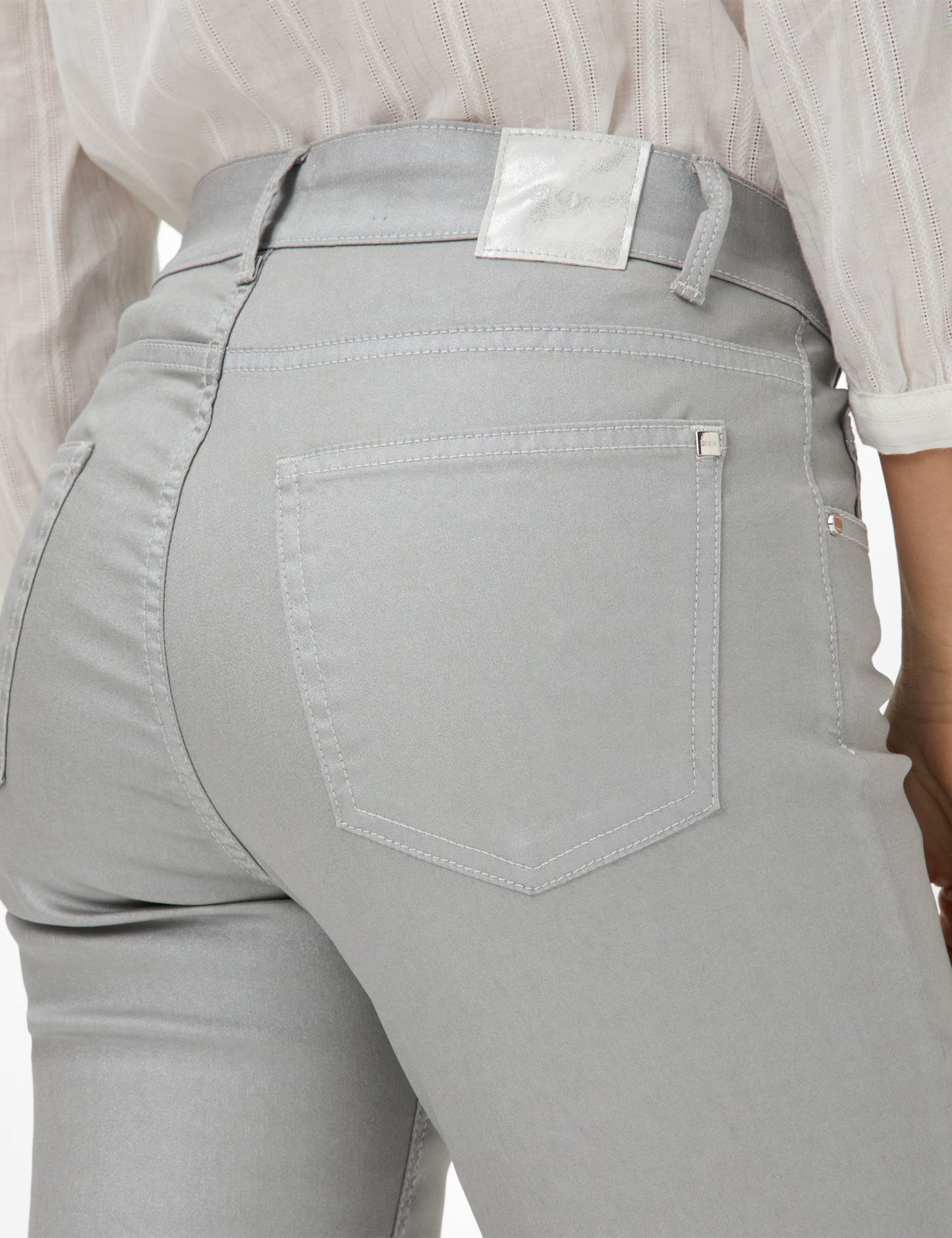 Shiny Coating: Skinny Jean in Slim Fit