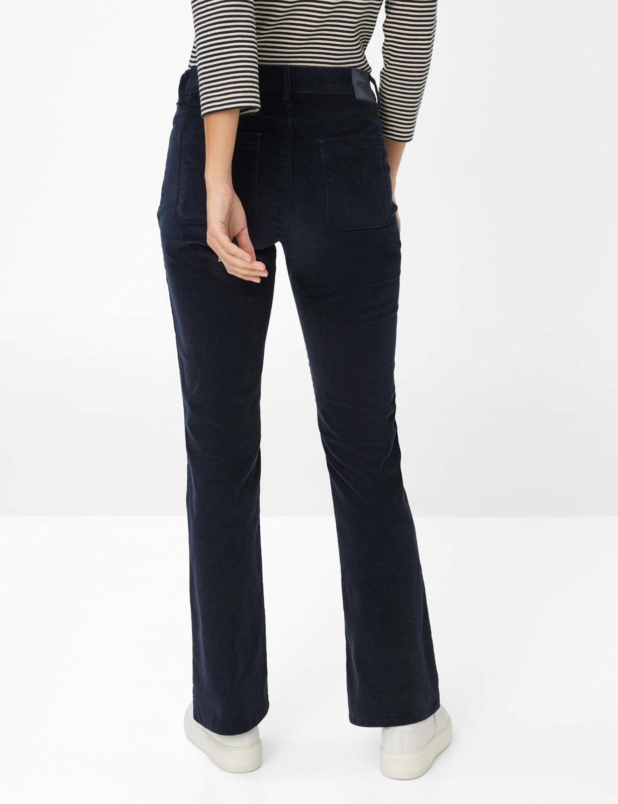 Cozy Corduroy: Pants in Slim Bootcut