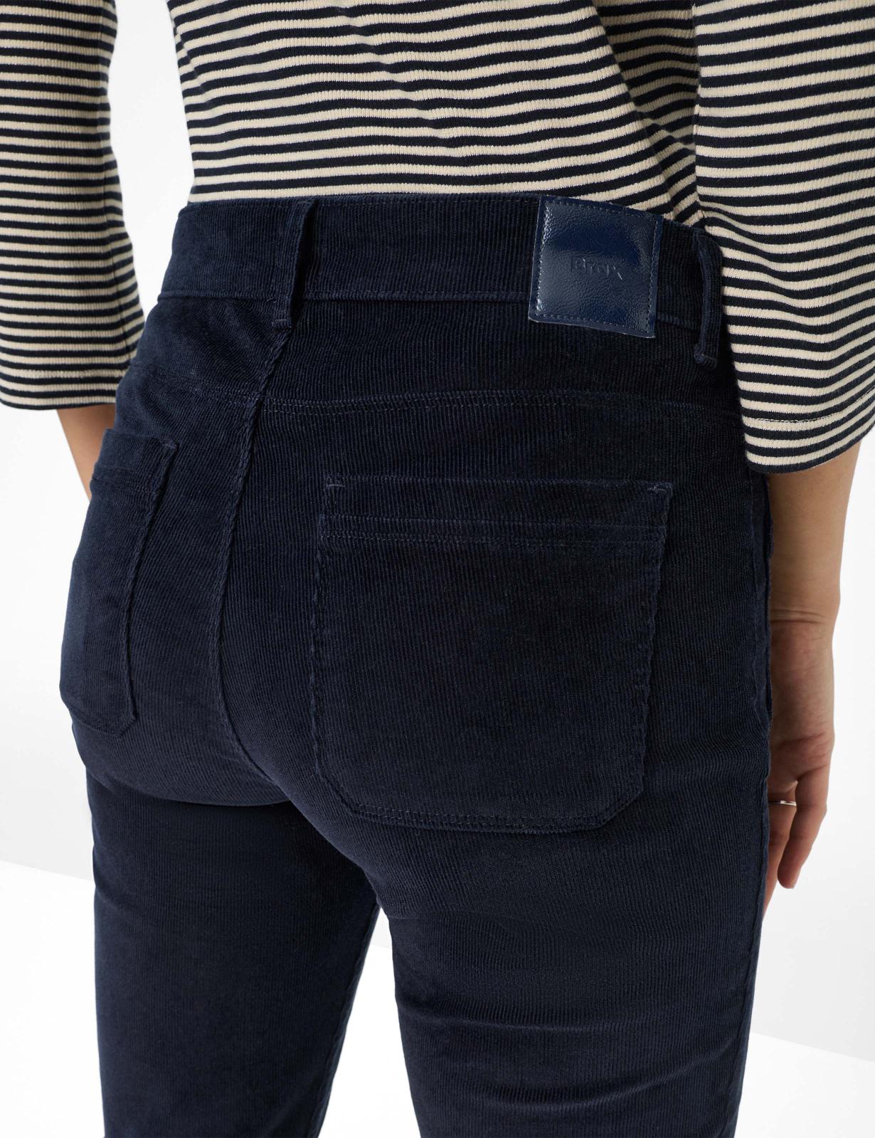 Cozy Corduroy: Pants in Slim Bootcut