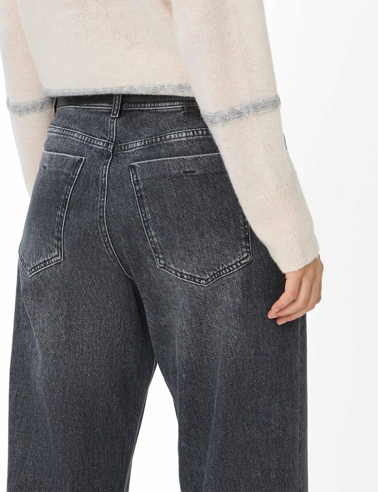 Cool Vibes: Five-Pocket Jeans in Wide Leg