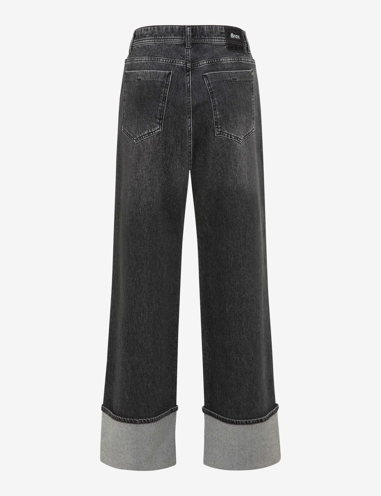 Cool Vibes: Five-Pocket Jeans in Wide Leg