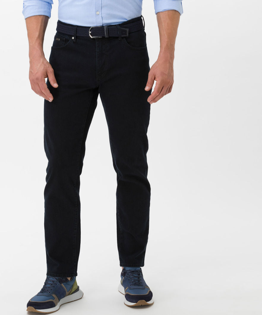 Modern Five-Pocket Jeans