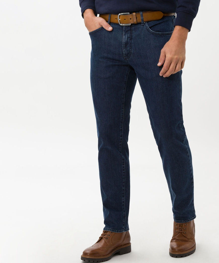 Modern Five-Pocket Jeans