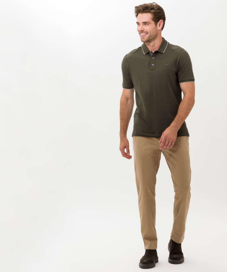 Hi-FLEX: Ultra-Elastic Slim Chinos