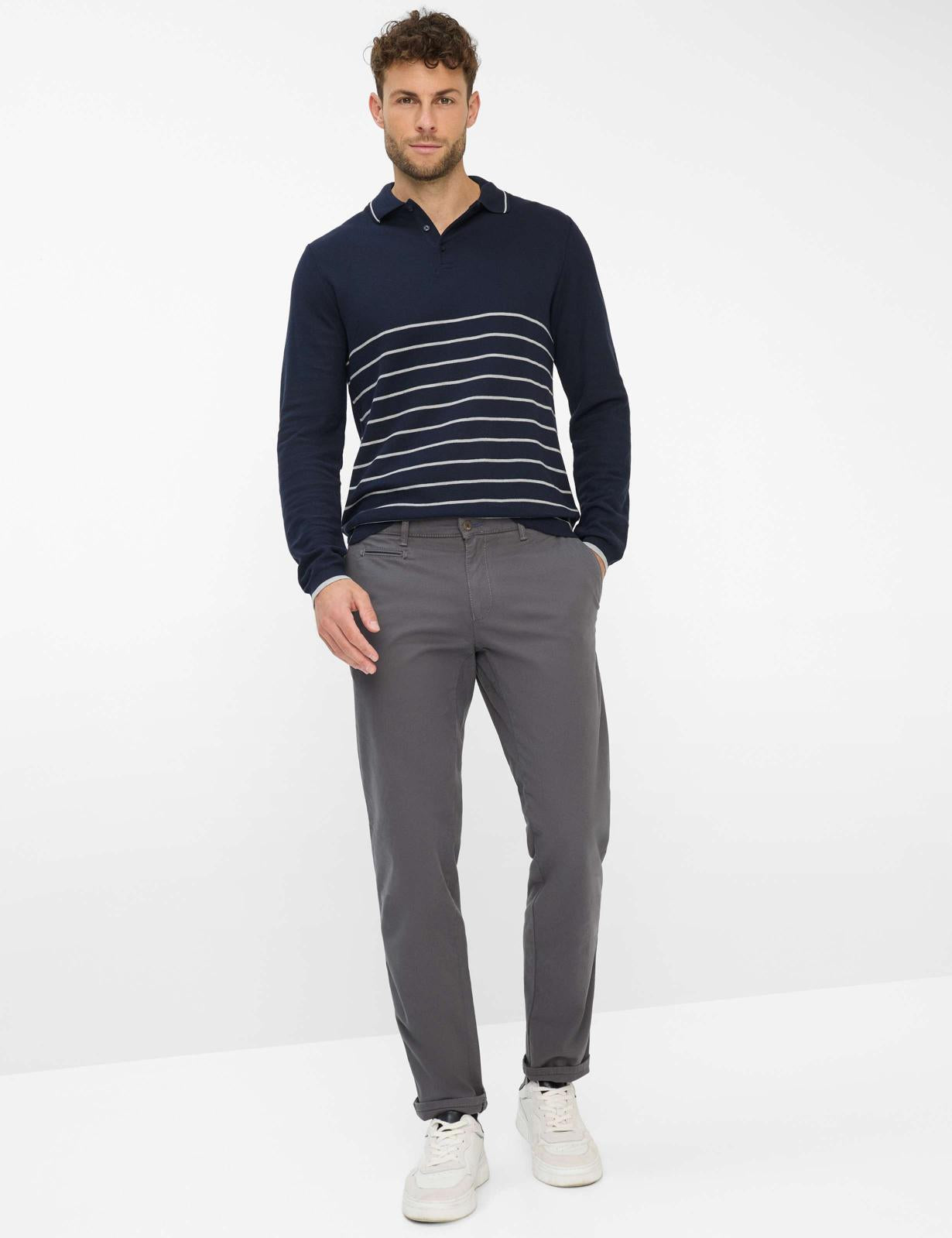 Hi-Flex: Chinos in Modern Fit