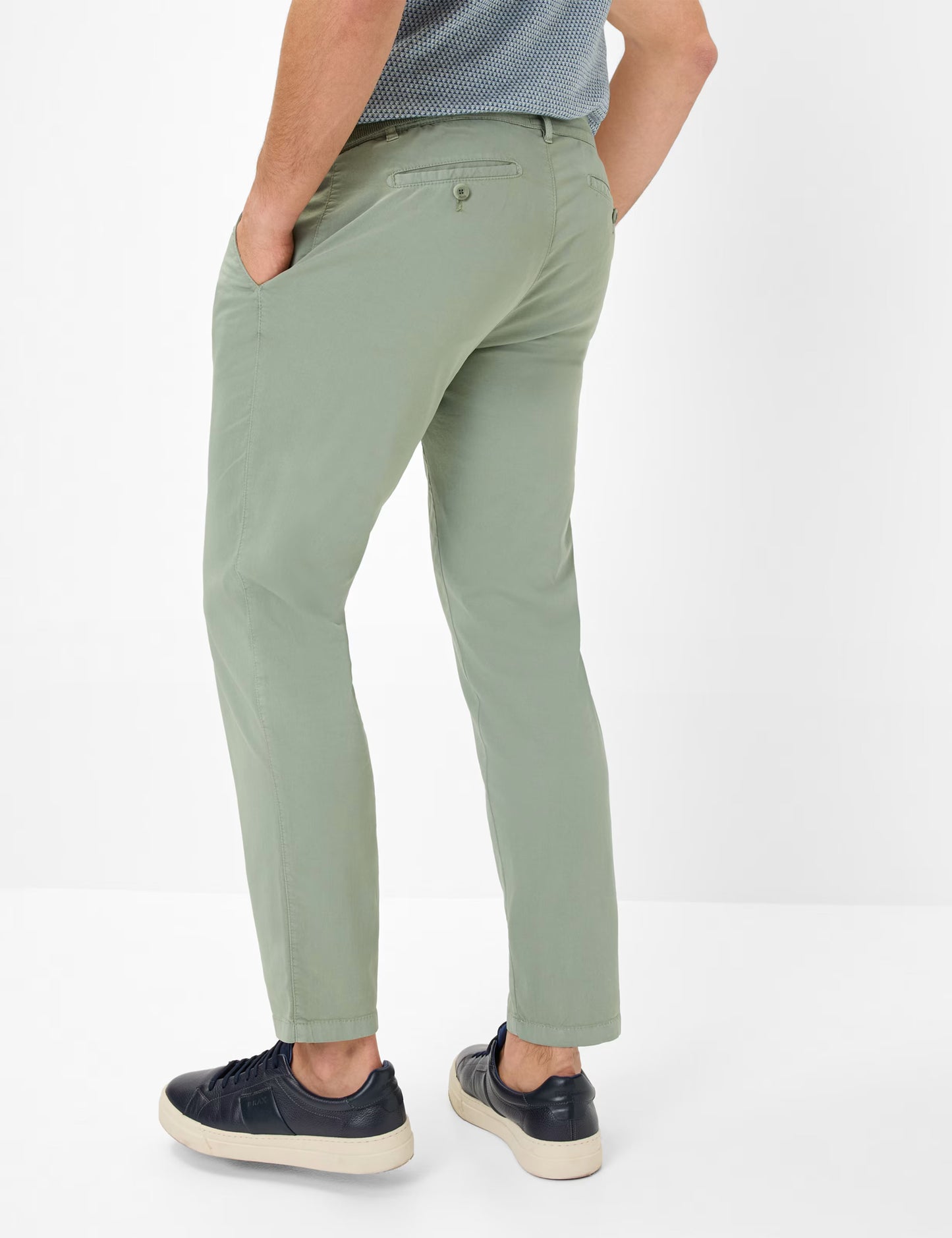 Satin: Jogpants in Croped Fit