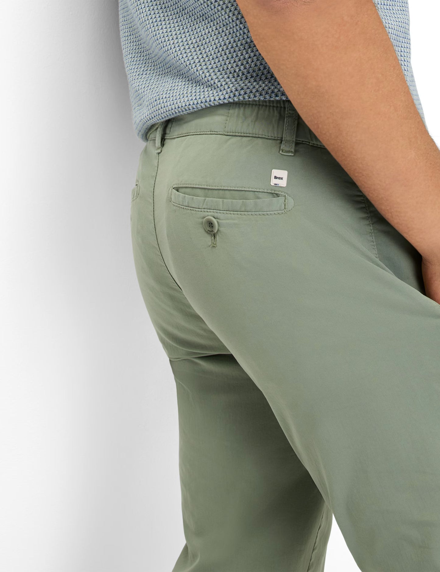 Satin: Jogpants in Croped Fit