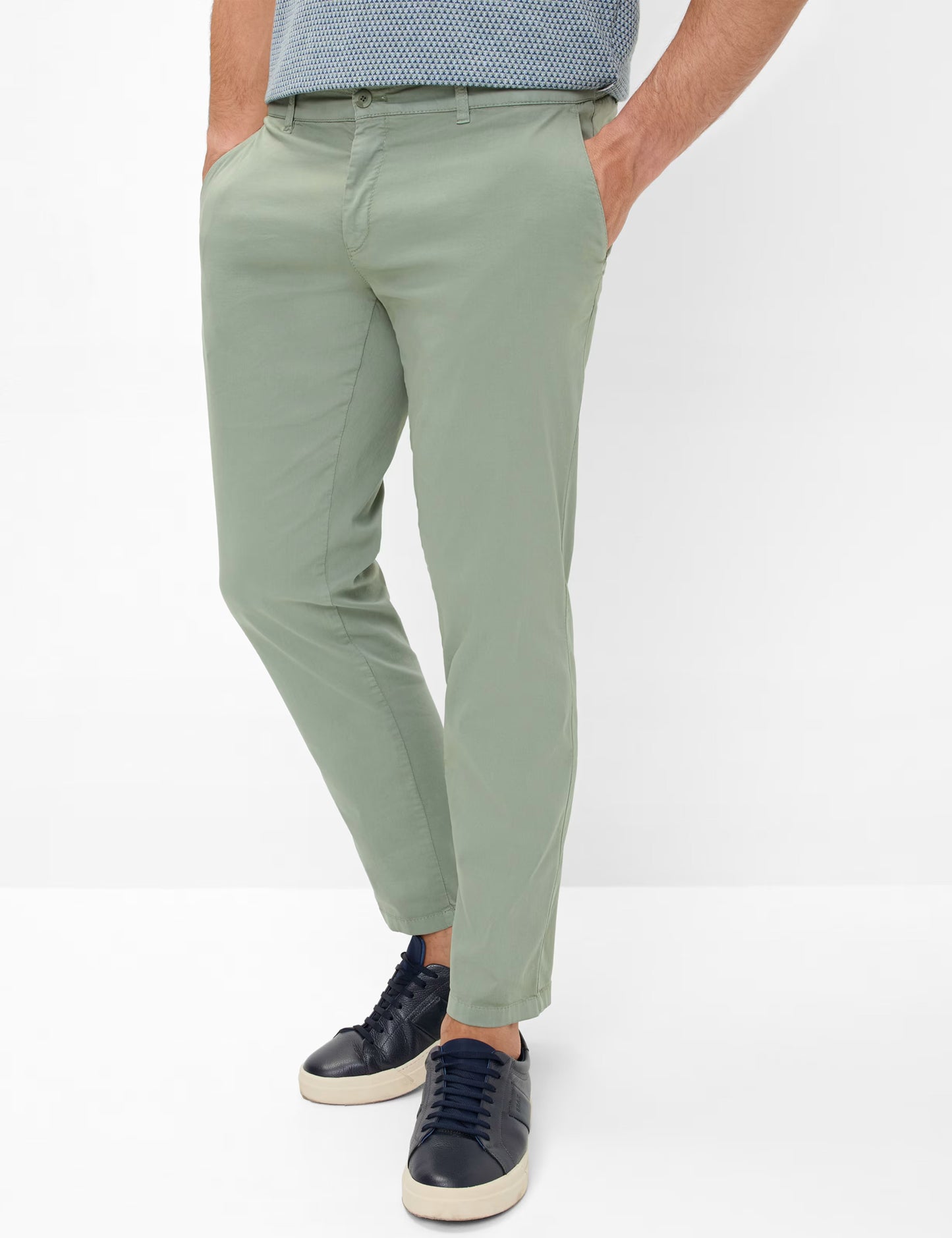 Satin: Jogpants in Croped Fit