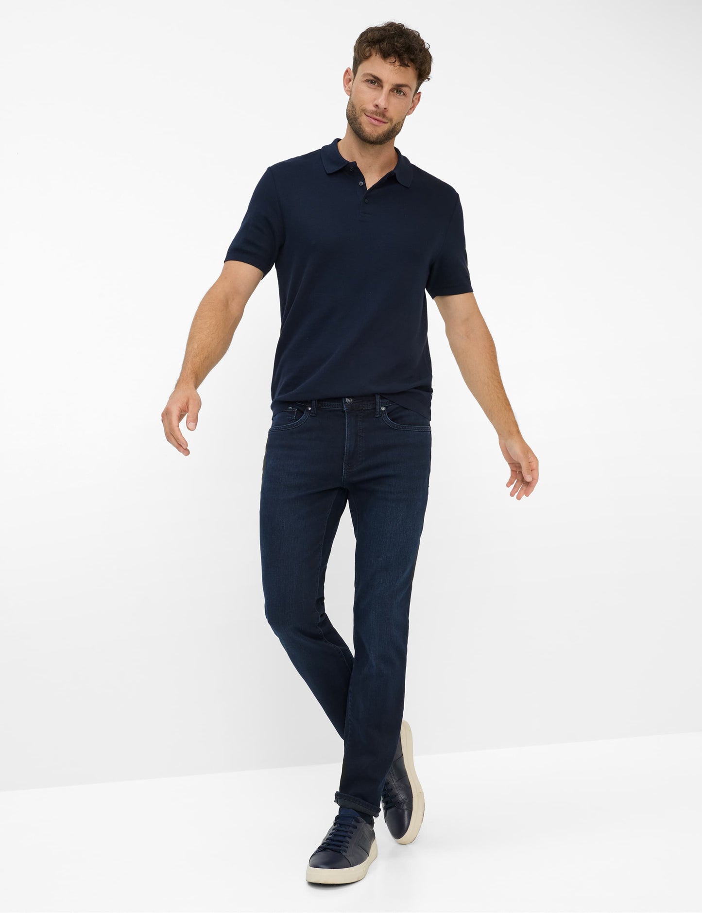 Denim: Five-Pocket Jeans in Slim Fit