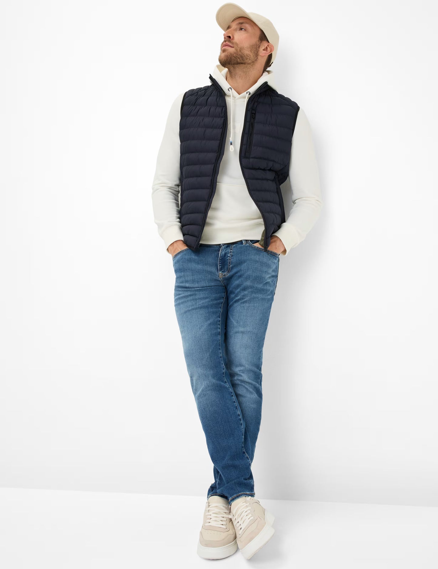 Denim: Five-Pocket Jean in Slim Fit