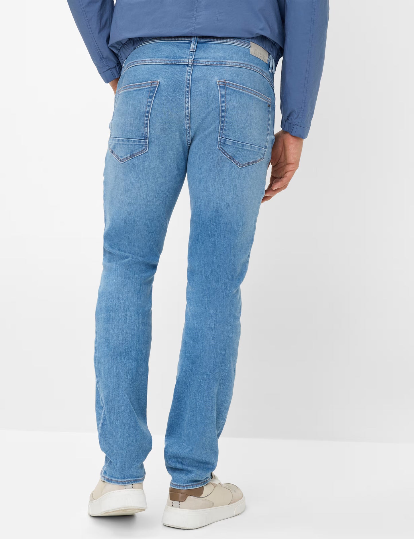 Denim: Five-Pocket Jean in Slim Fit