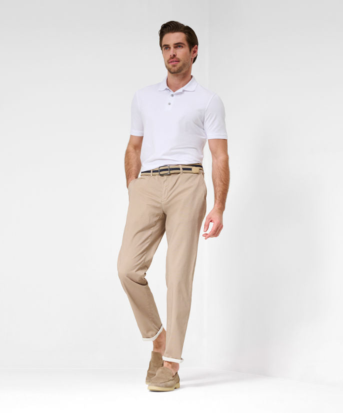 Slim Chinos Made from Hi-Flex Fibers