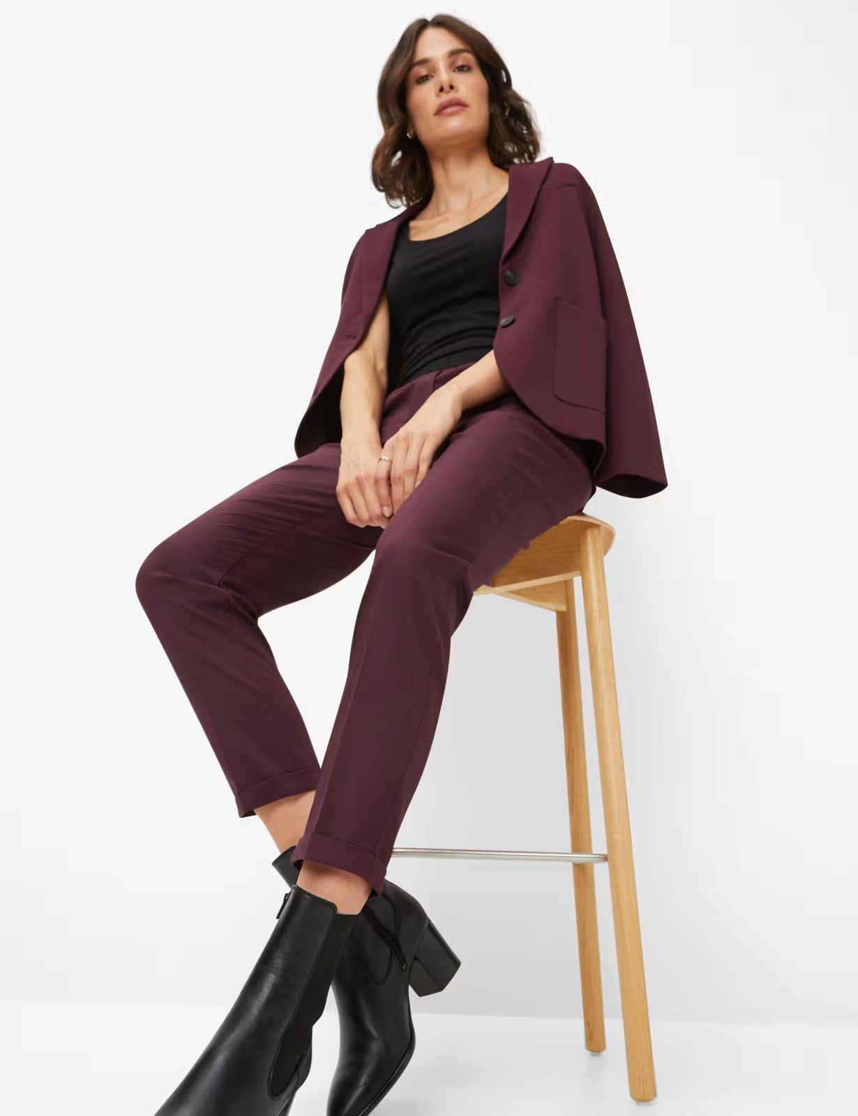Woolook Pull On: 7/8 Length Pants in Regular Fit