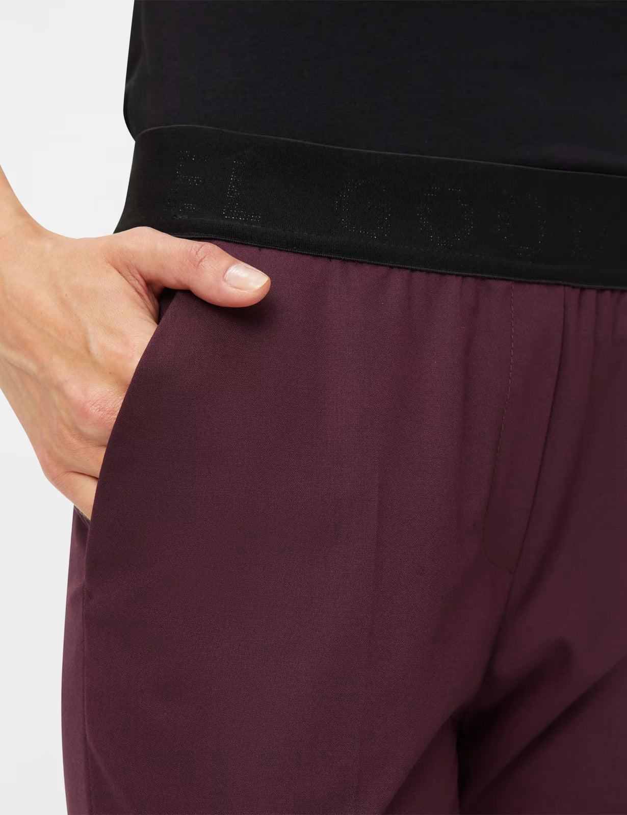 Woolook Pull On: 7/8 Length Pants in Regular Fit